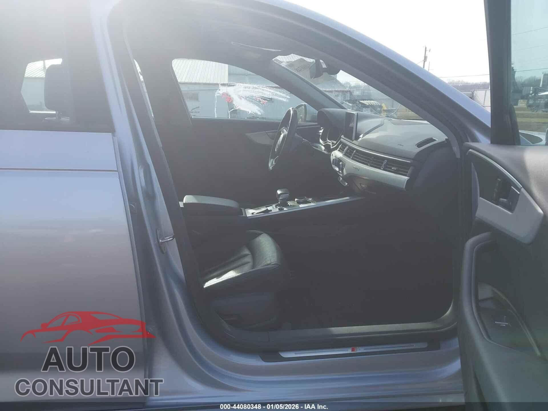 AUDI A4 2017 - WAUDNAF4XHN044540
