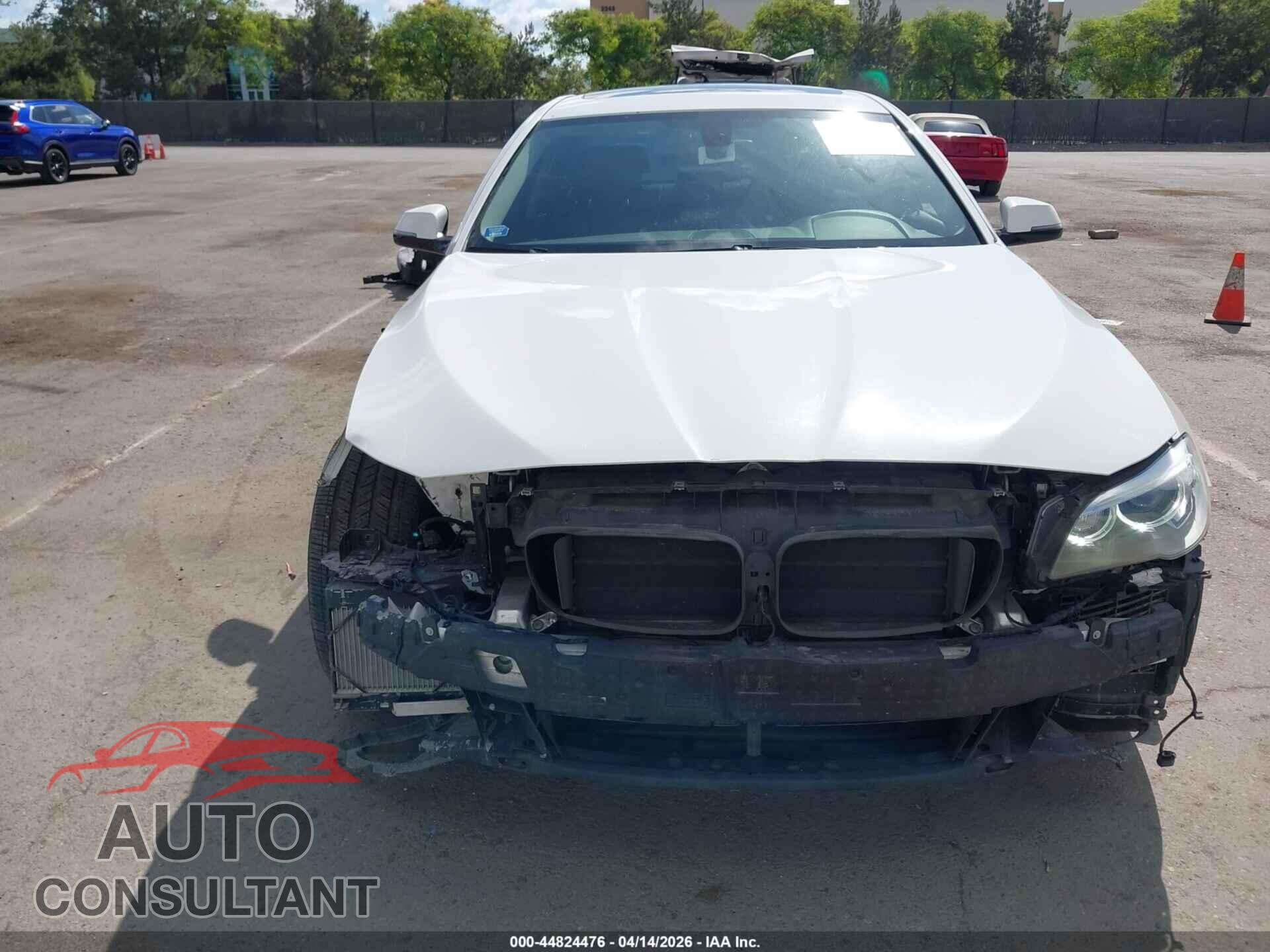 BMW 528I 2016 - WBA5A5C51GD528086
