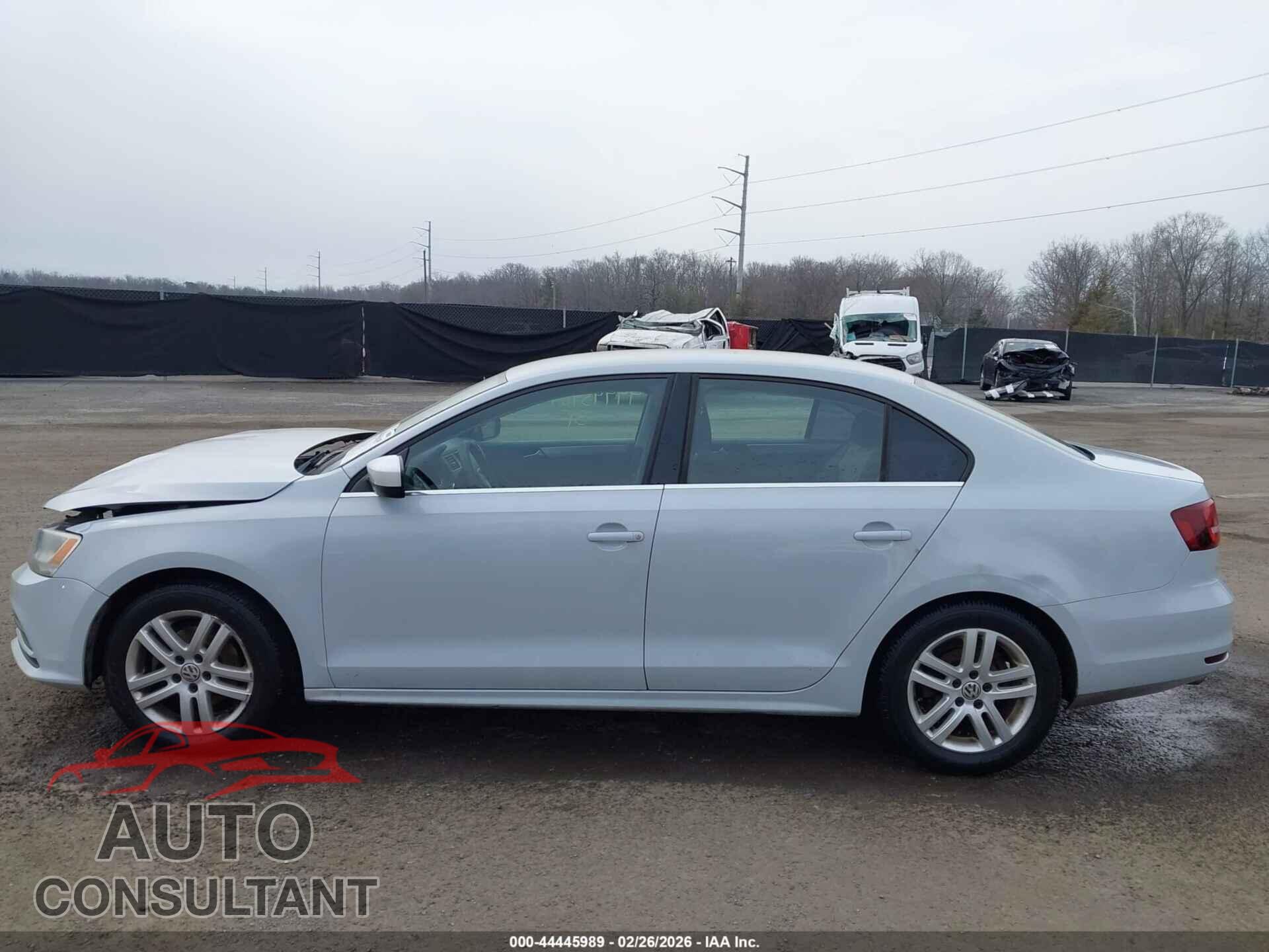 VOLKSWAGEN JETTA 2017 - 3VW2B7AJ5HM320830