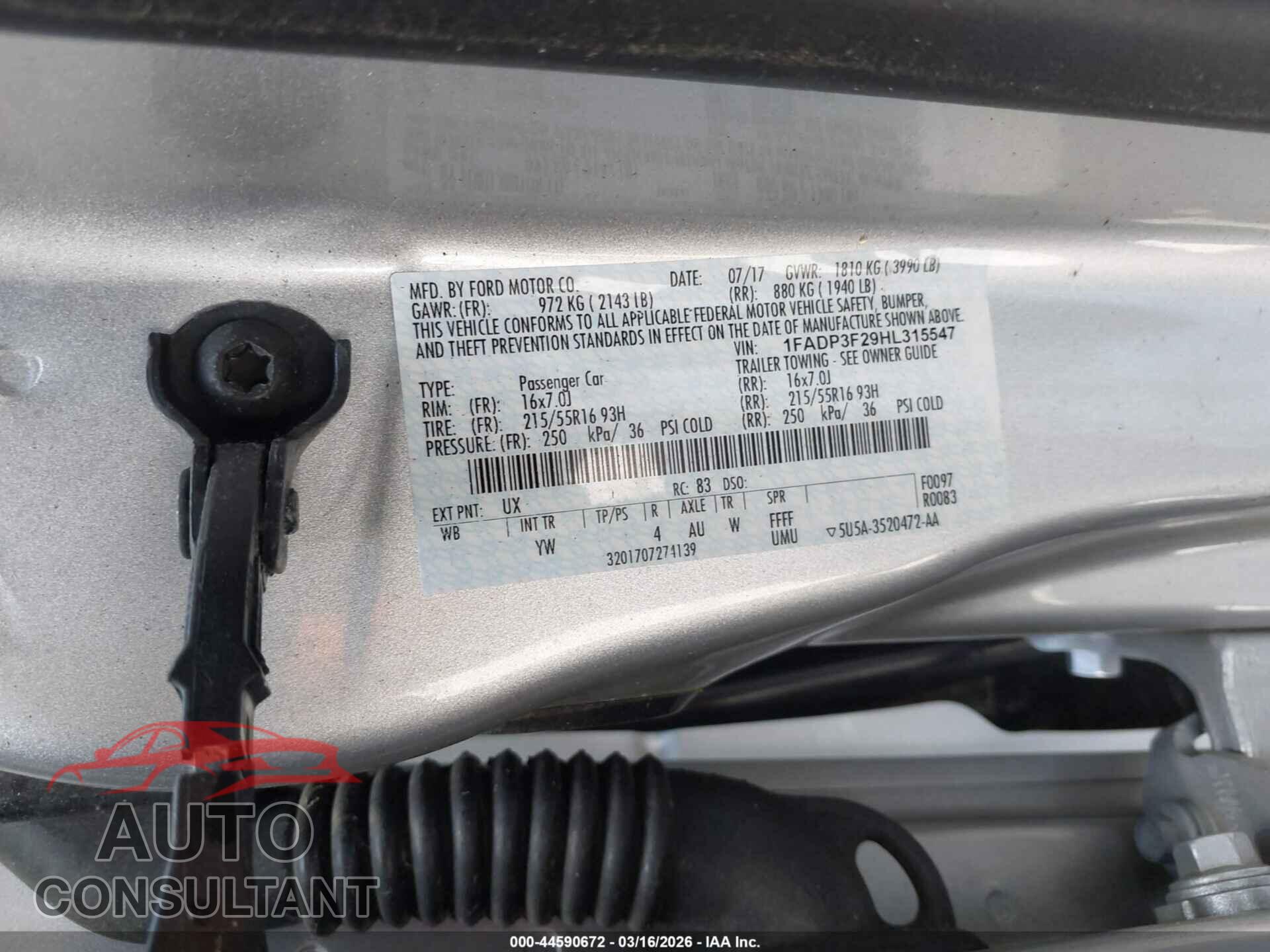 FORD FOCUS 2017 - 1FADP3F29HL315547