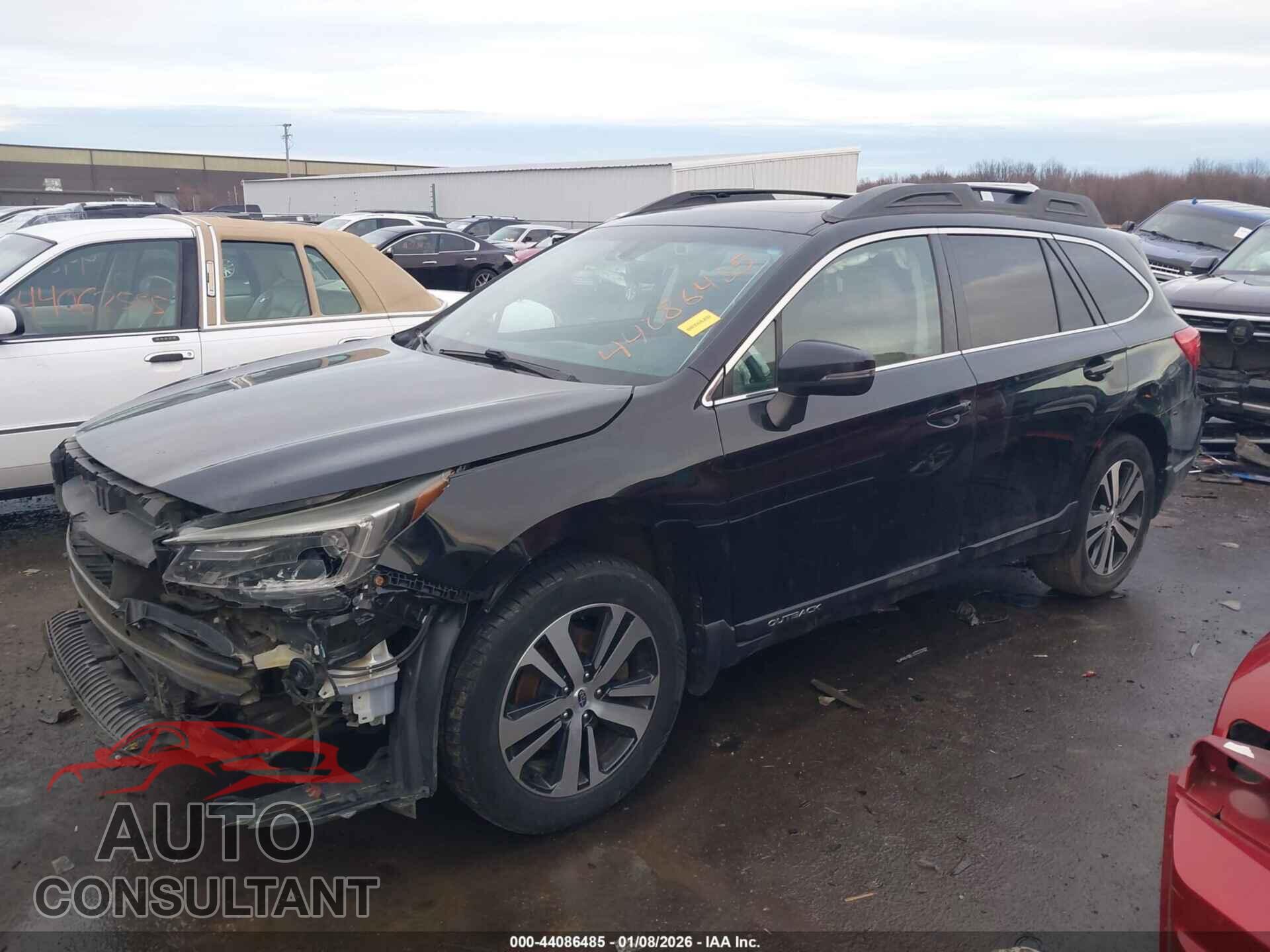 SUBARU OUTBACK 2018 - 4S4BSANC8J3207971