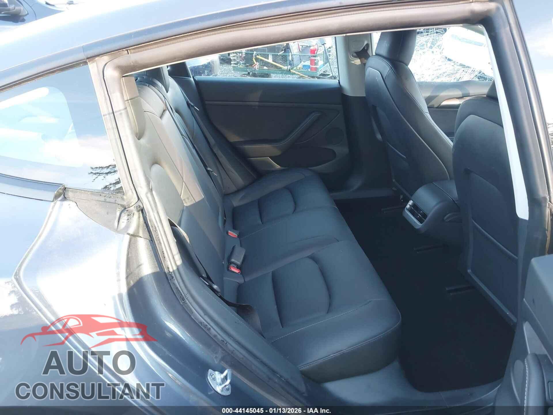 TESLA MODEL 3 2023 - 5YJ3E1EA3PF613098