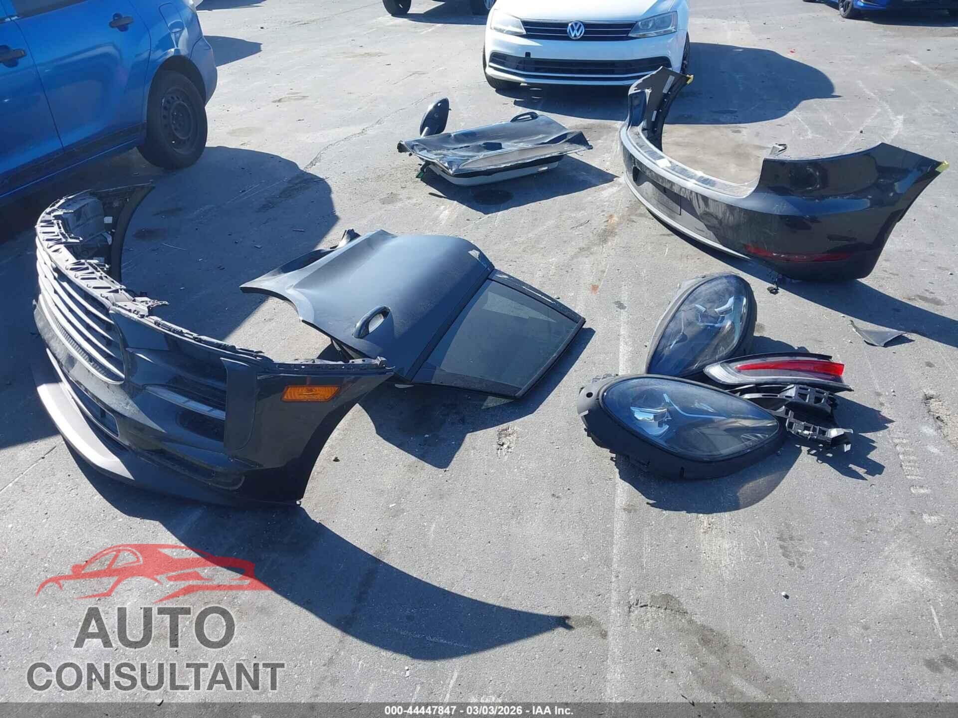 PORSCHE MACAN 2021 - WP1AA2A57MLB01076