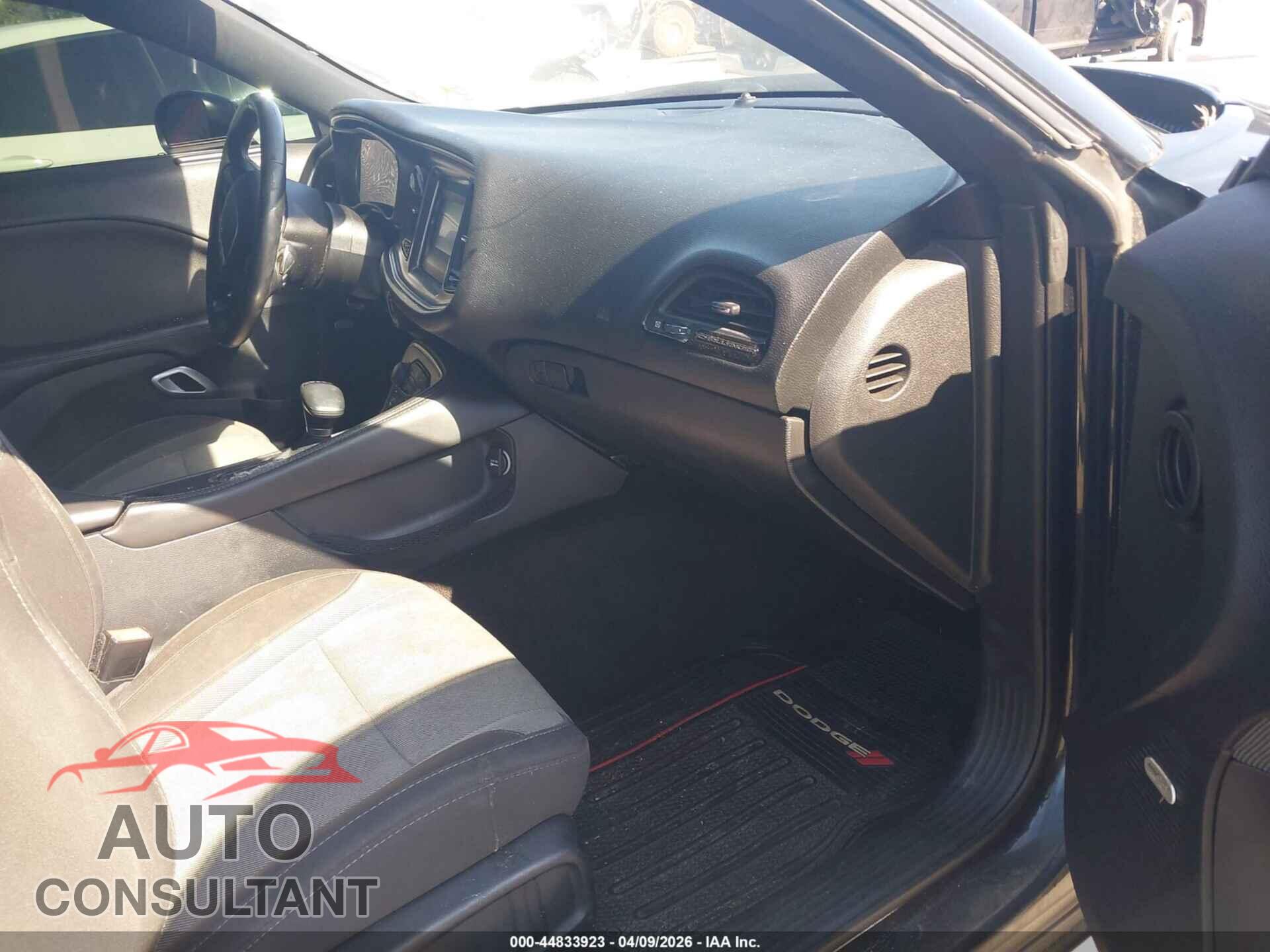 DODGE CHALLENGER 2015 - 2C3CDZAG9FH839882