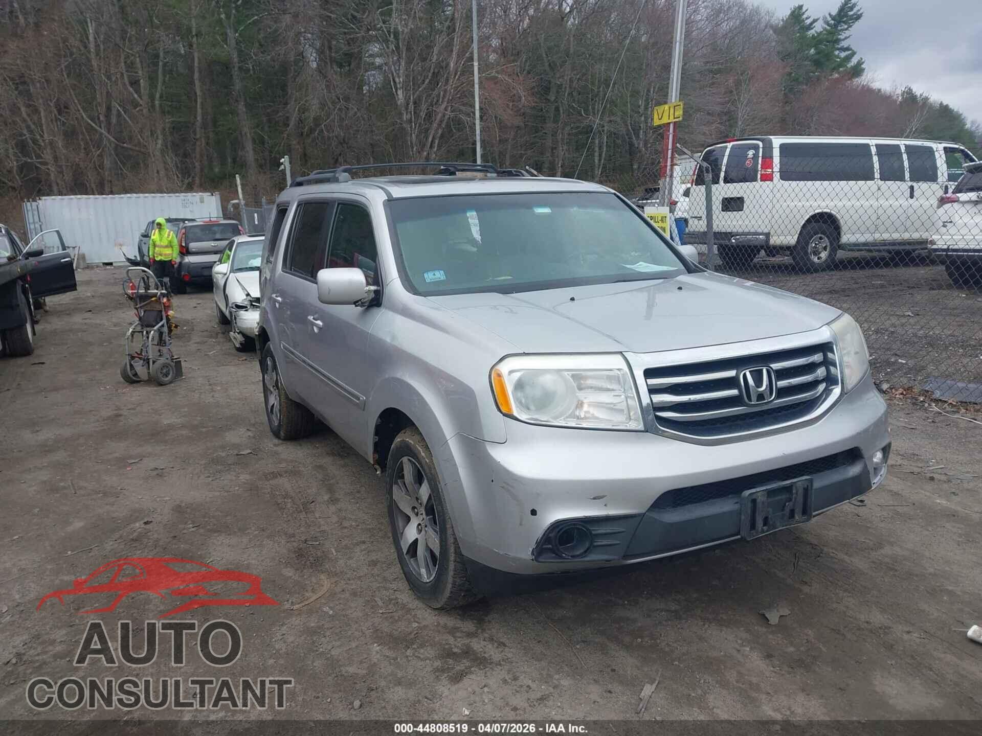 HONDA PILOT 2012 - 5FNYF4H95CB069705