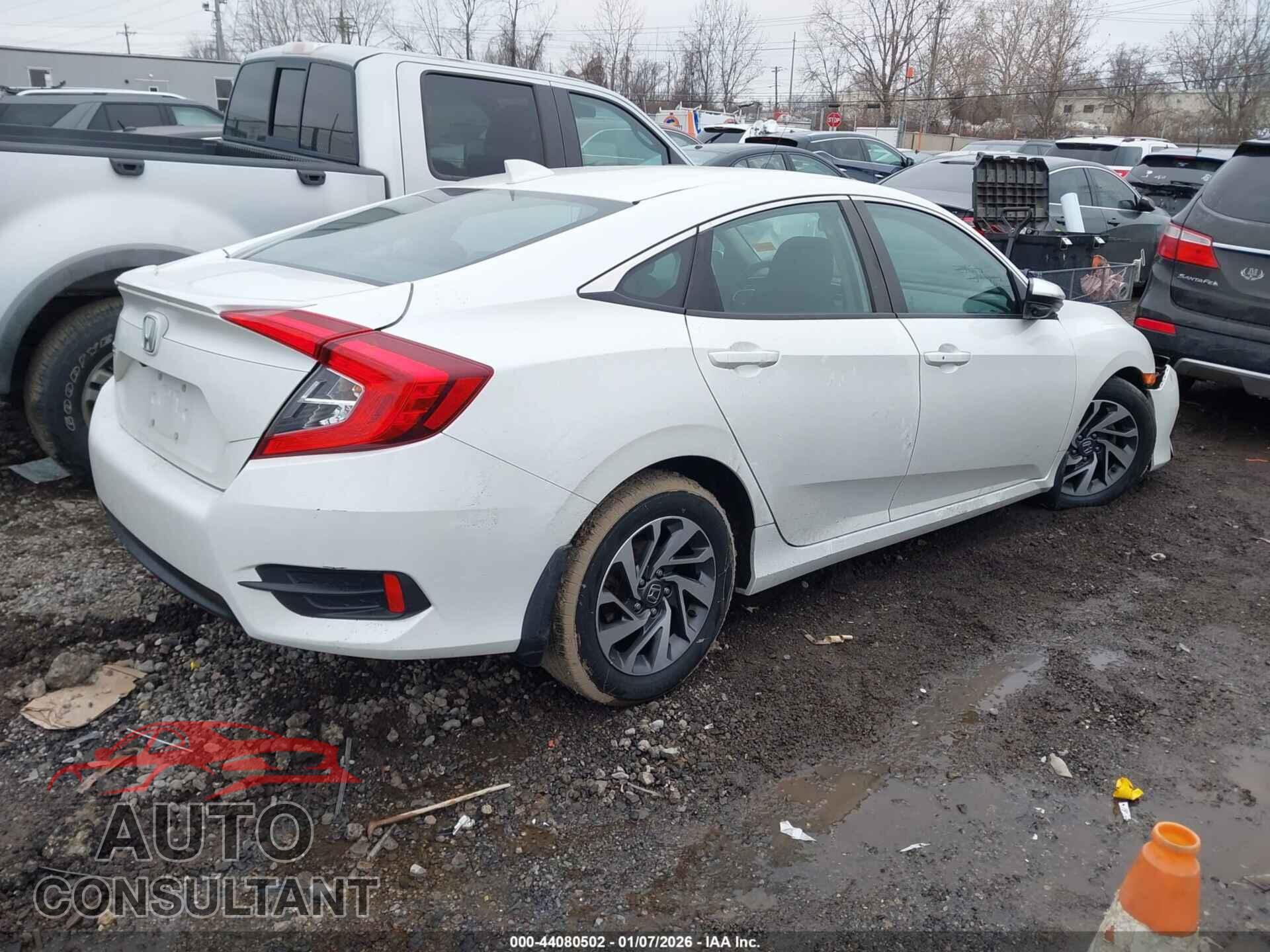 HONDA CIVIC 2017 - 19XFC2F78HE002258