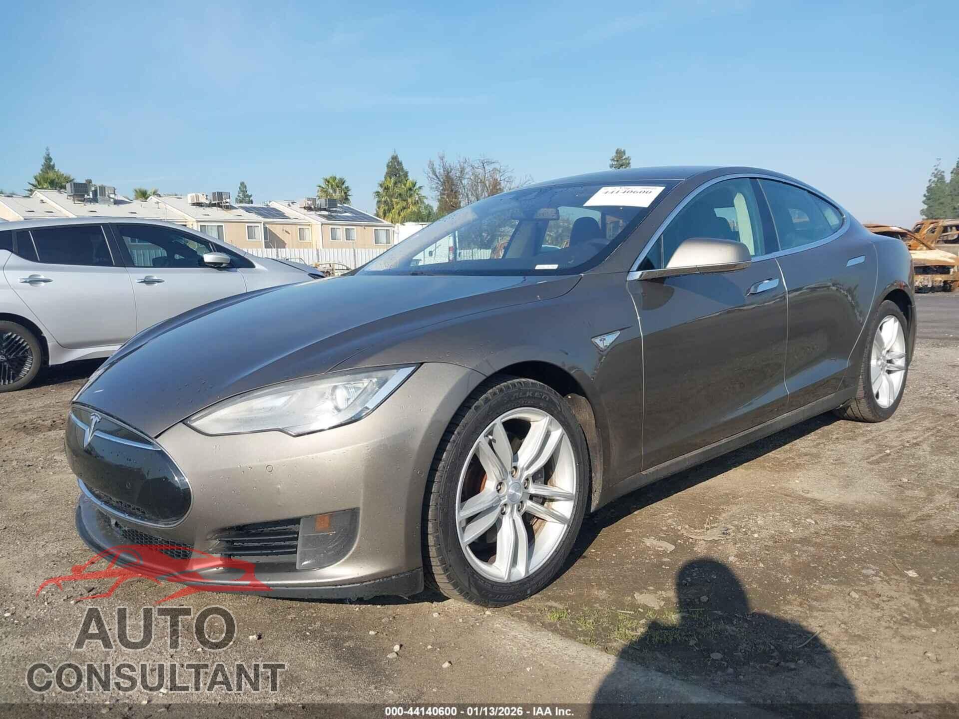 TESLA MODEL S 2015 - 5YJSA1E10FF109310