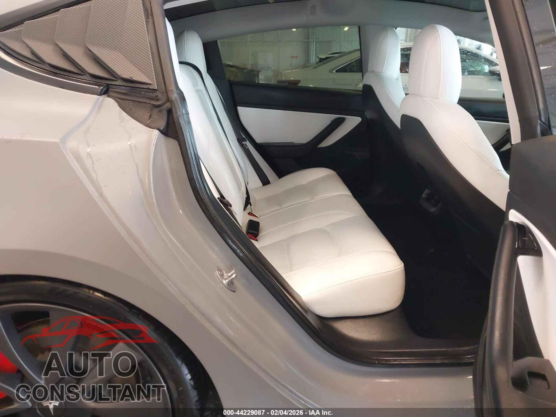 TESLA MODEL 3 2020 - 5YJ3E1EC9LF796535