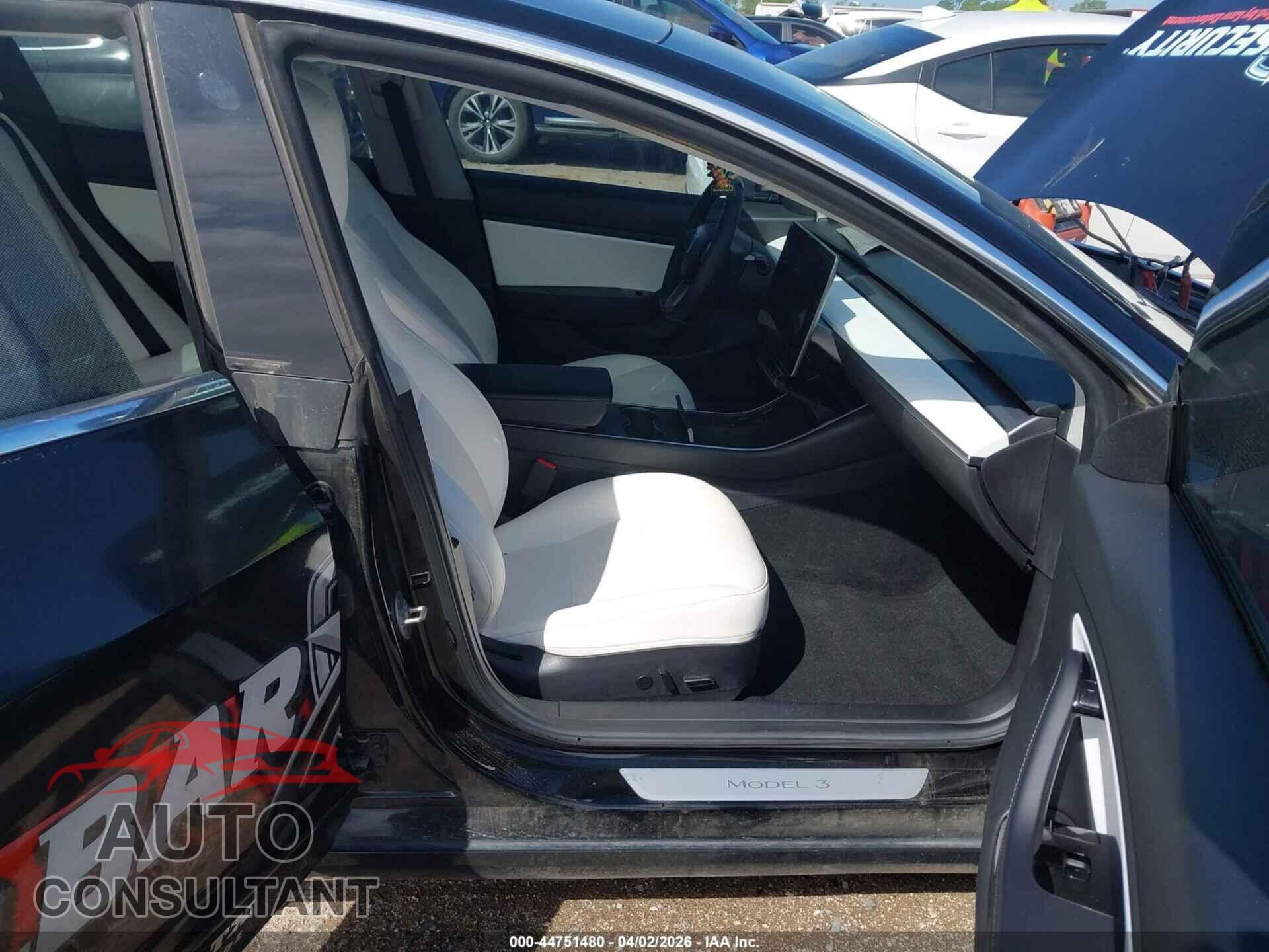 TESLA MODEL 3 2019 - 5YJ3E1EB7KF450621