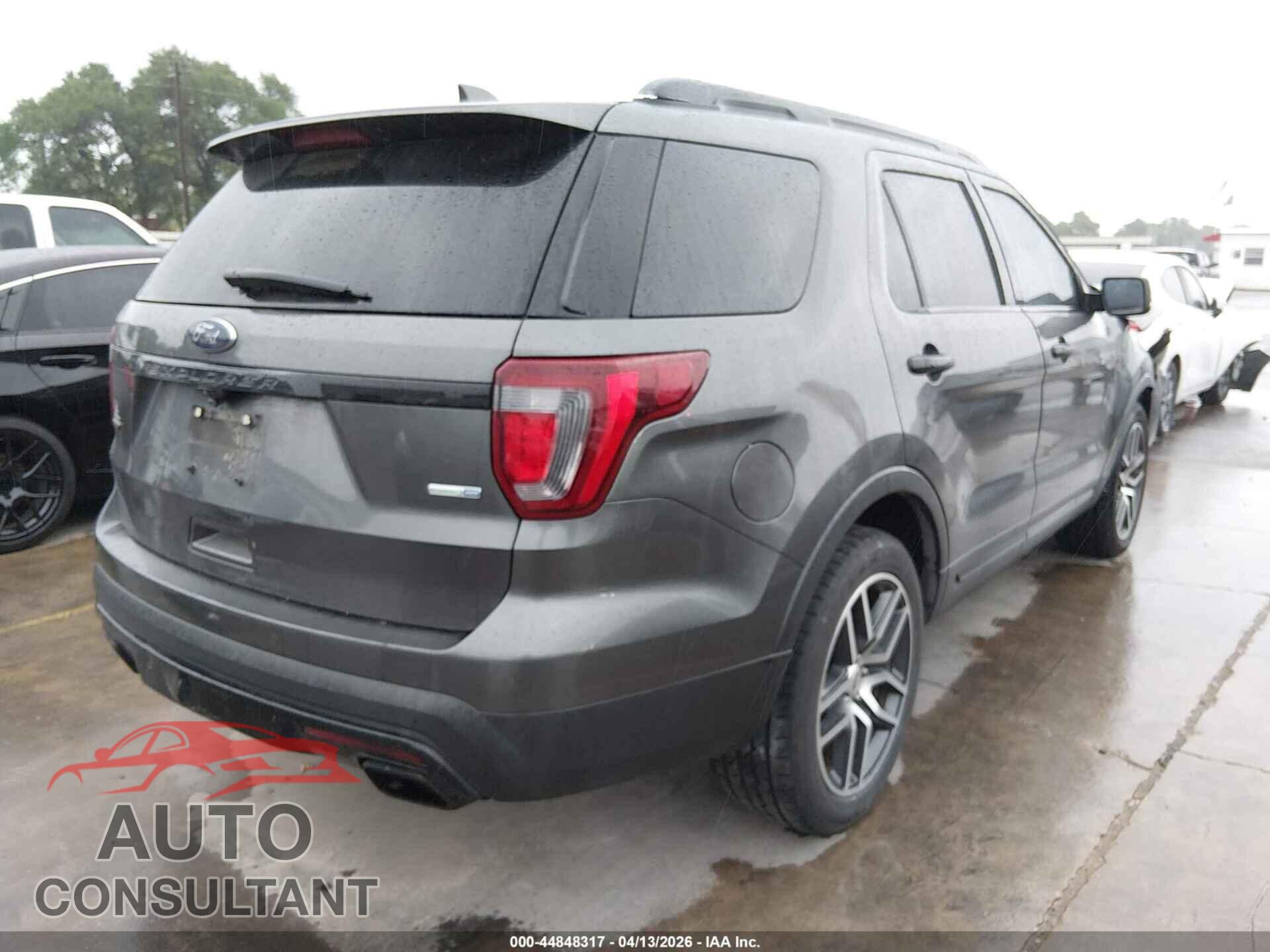 FORD EXPLORER 2017 - 1FM5K8GT7HGD23717