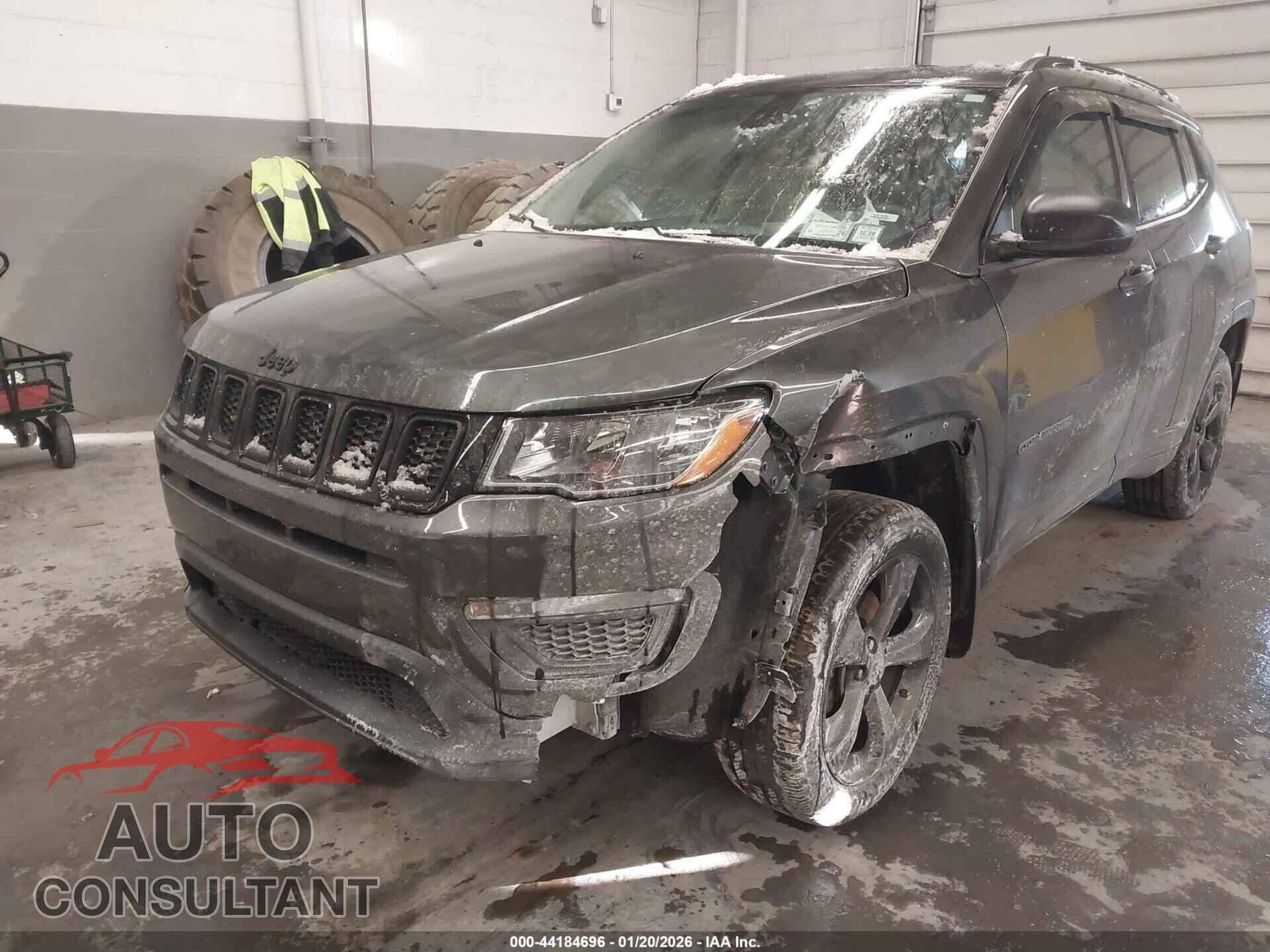 JEEP COMPASS 2018 - 3C4NJDAB2JT200764