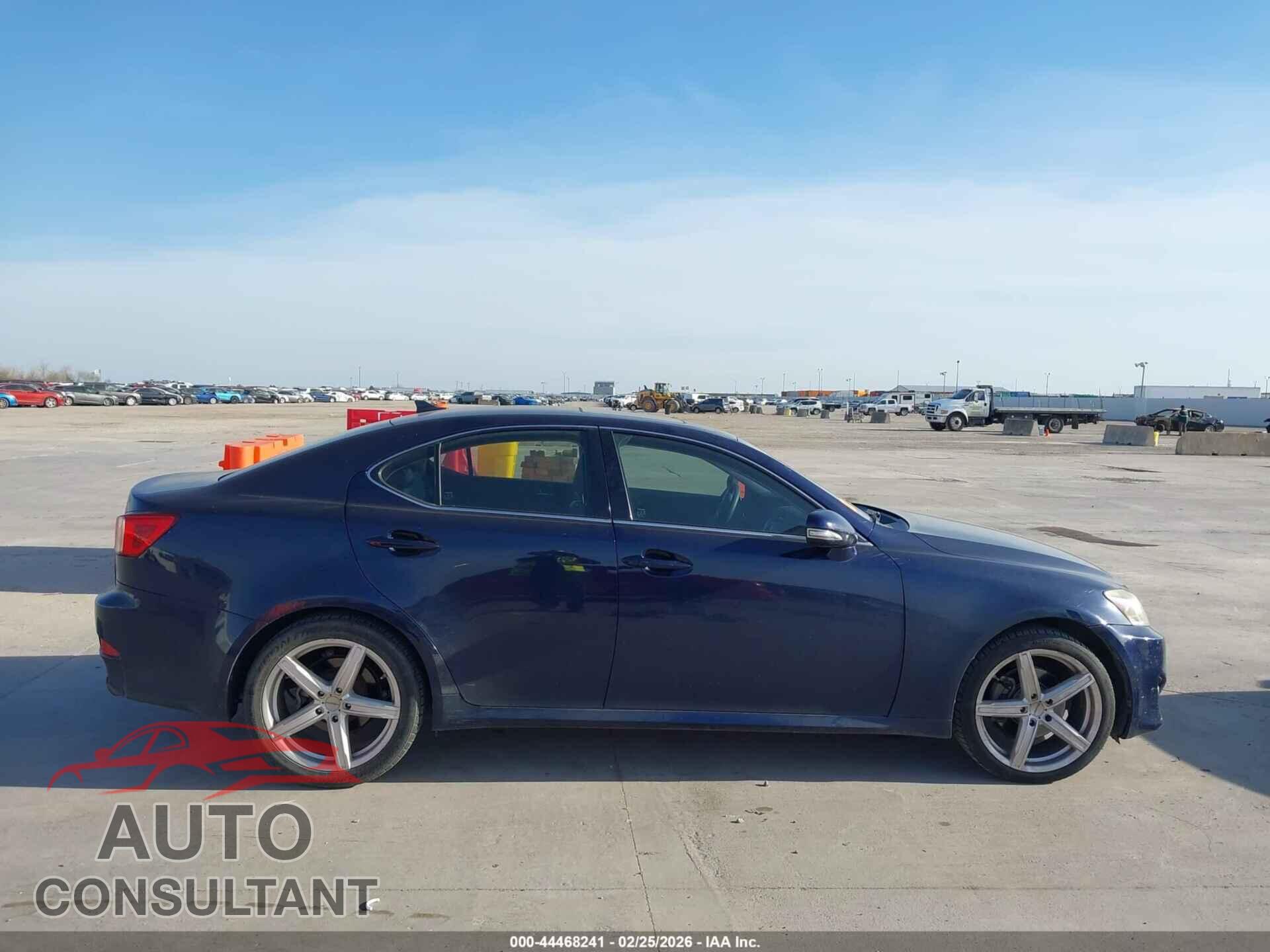 LEXUS IS 250 2011 - JTHBF5C24B5138114