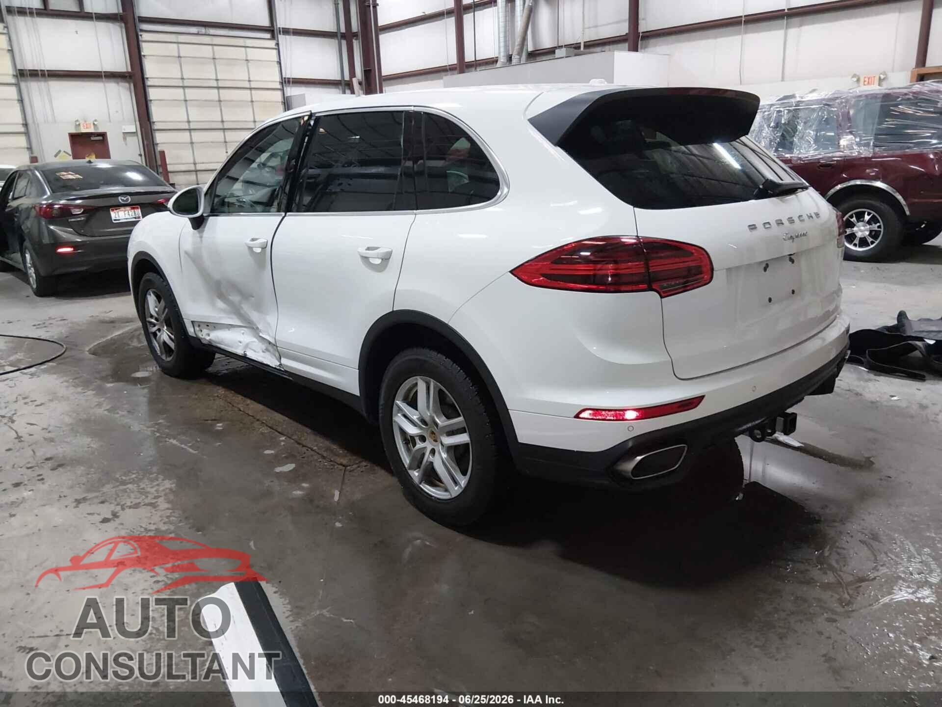 PORSCHE CAYENNE 2016 - WP1AA2A24GLA06579