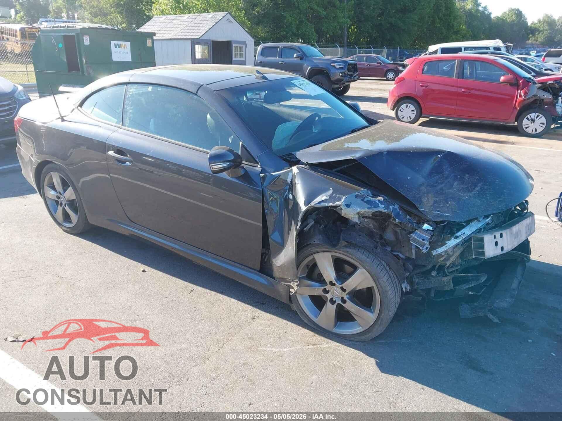 LEXUS IS 250C 2011 - JTHFF2C23B2519356