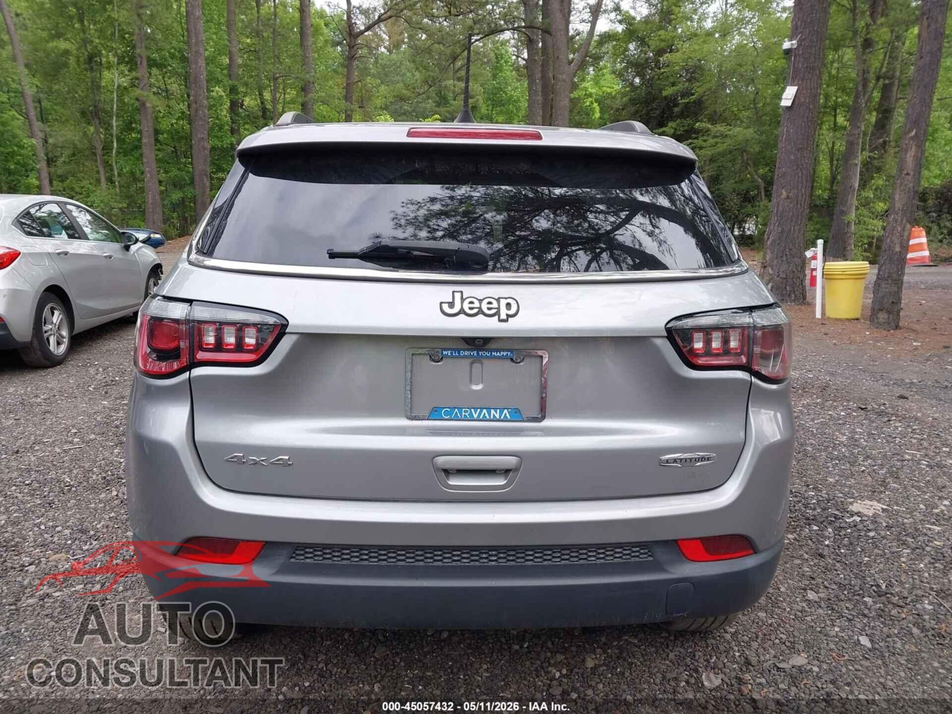 JEEP COMPASS 2019 - 3C4NJDBB8KT659197