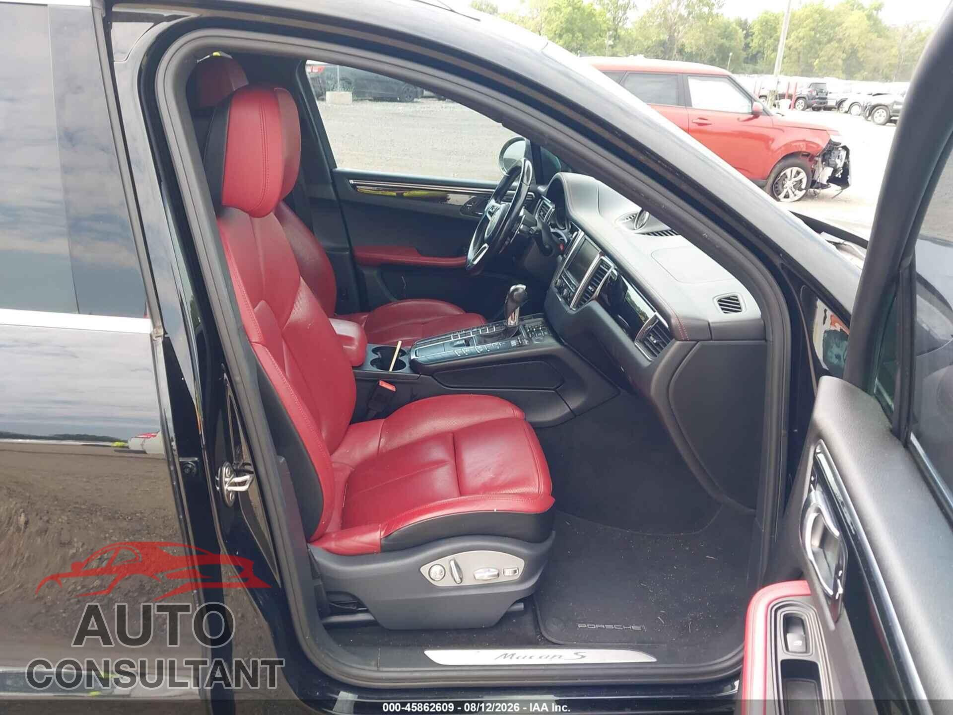 PORSCHE MACAN 2016 - WP1AB2A50GLB57717