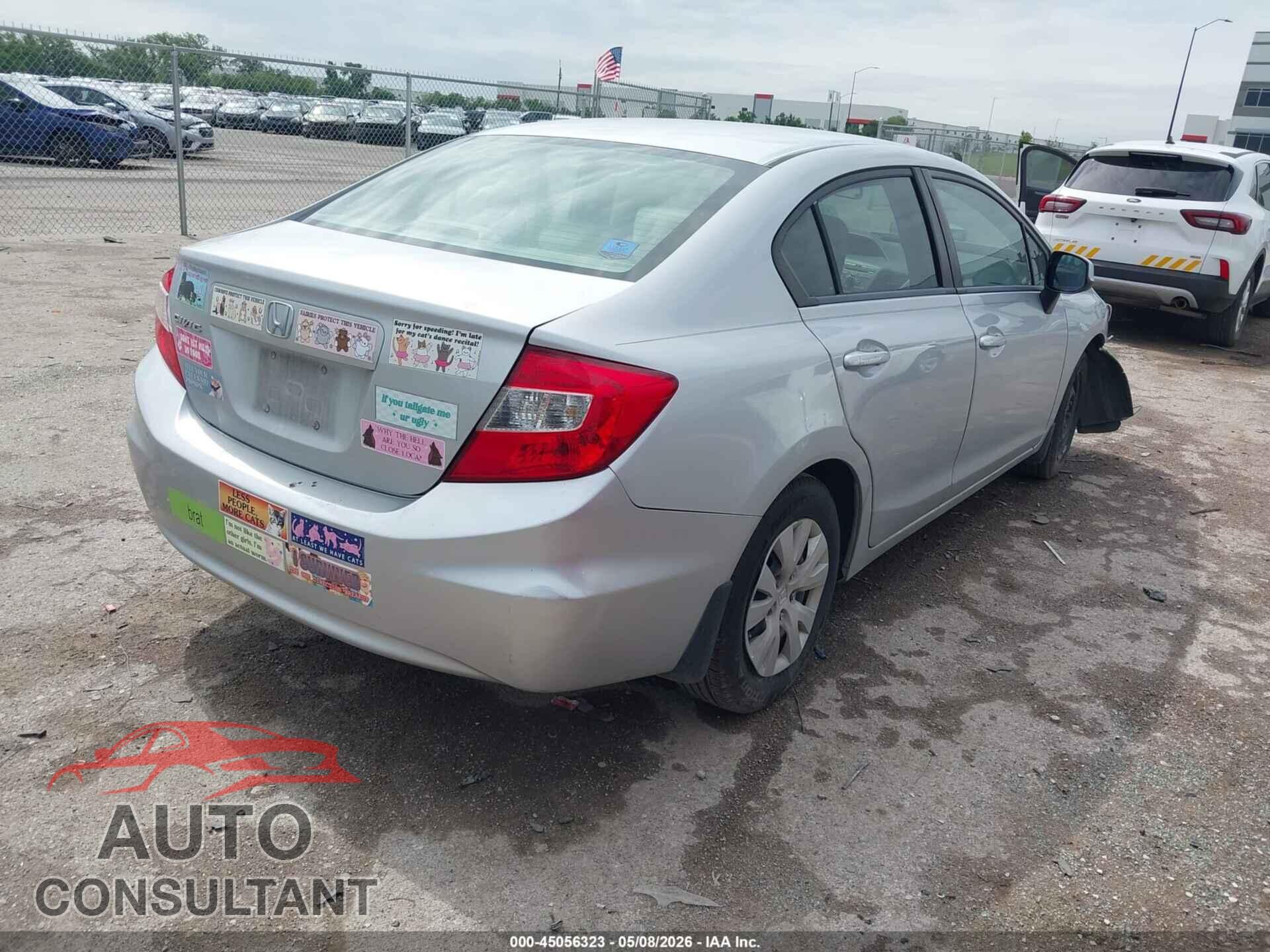 HONDA CIVIC 2012 - 2HGFB2F52CH563281