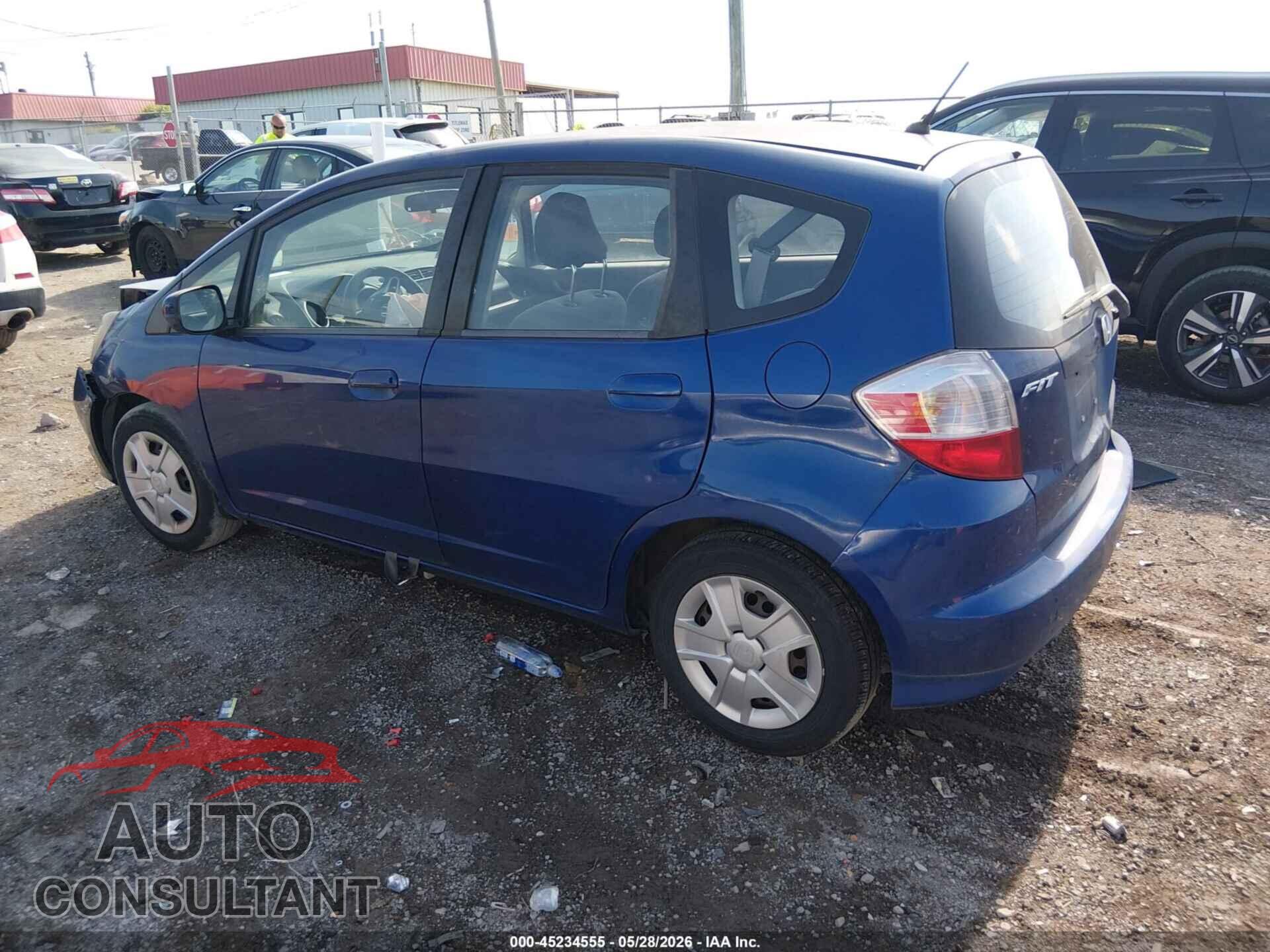 HONDA FIT 2013 - JHMGE8H30DC078262
