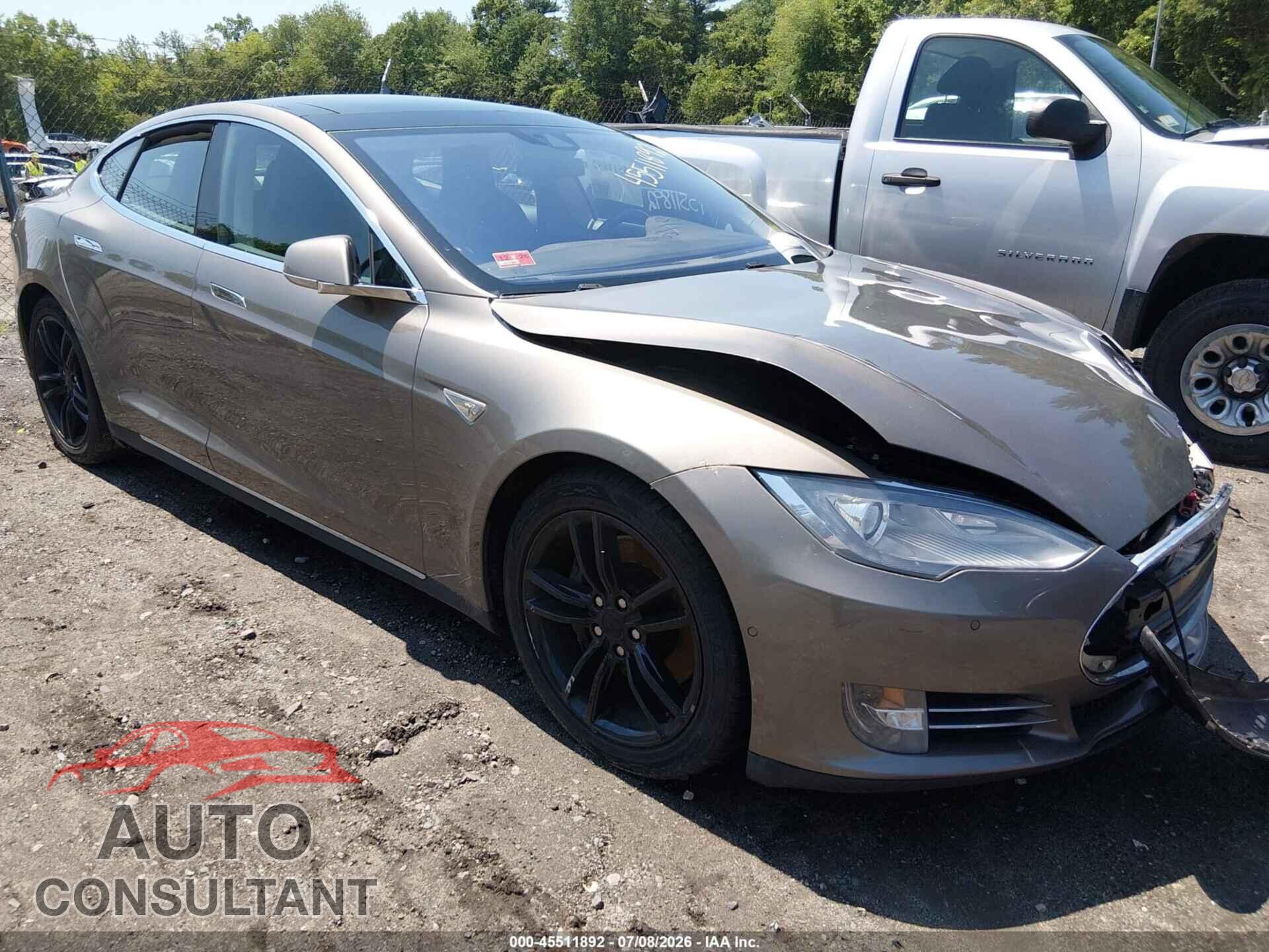 TESLA MODEL S 2015 - 5YJSA1H23FF089204