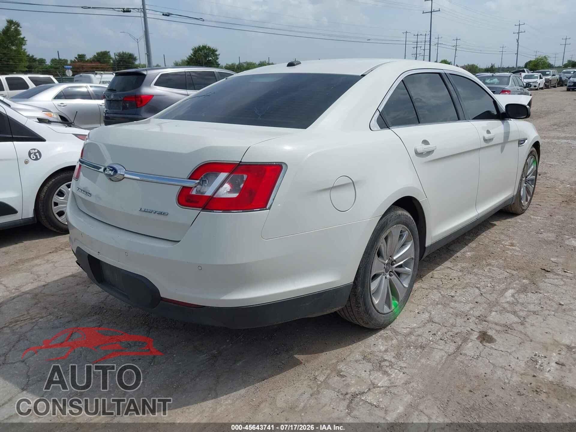 FORD TAURUS 2010 - 1FAHP2FW3AG166033