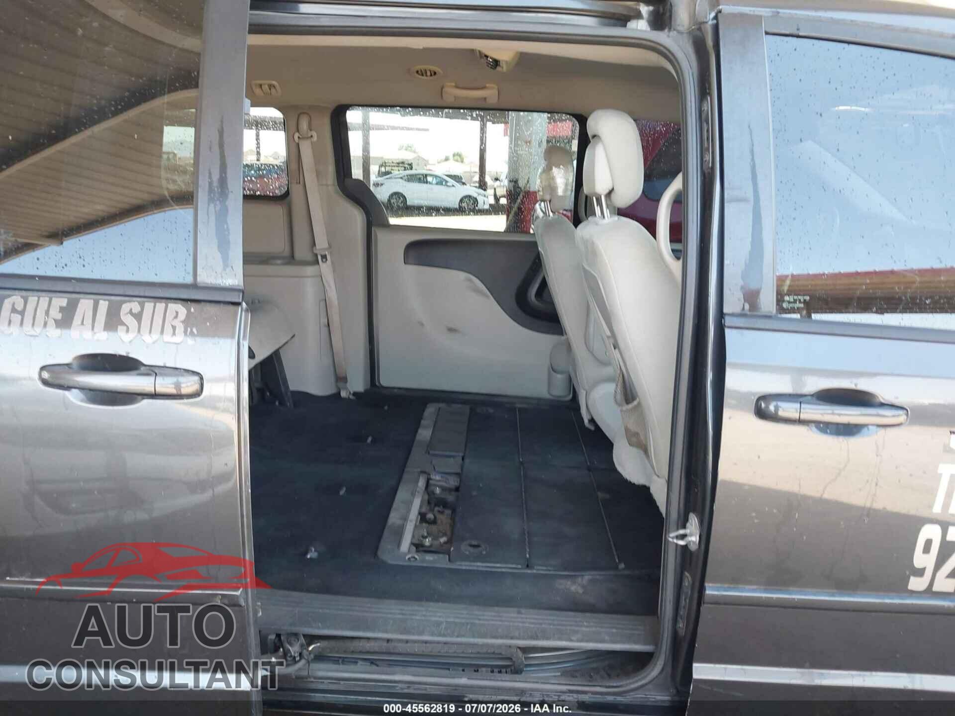DODGE GRAND CARAVAN 2011 - 2D4RN3DG4BR777200