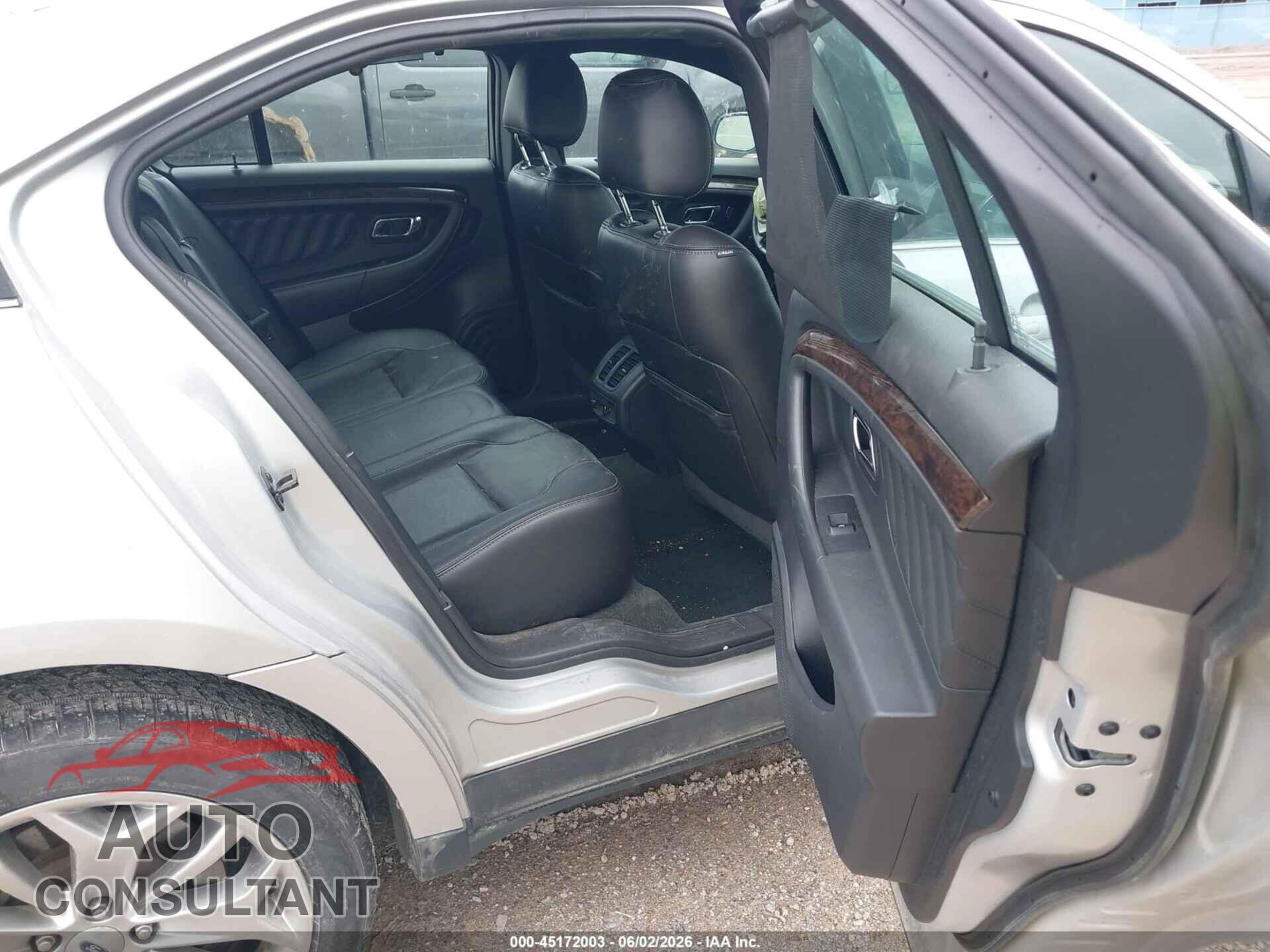 FORD TAURUS 2013 - 1FAHP2F82DG232920