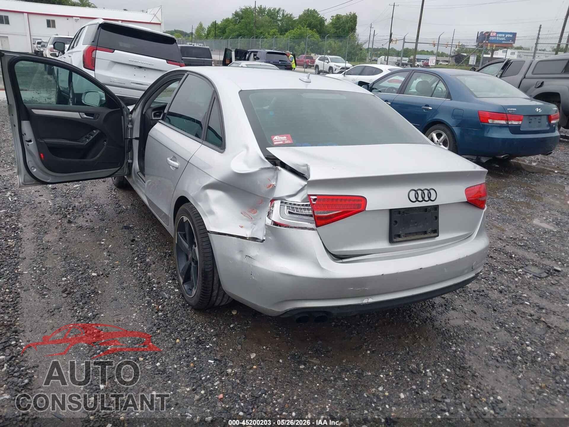 AUDI A4 2013 - WAUBFAFL4DN038948