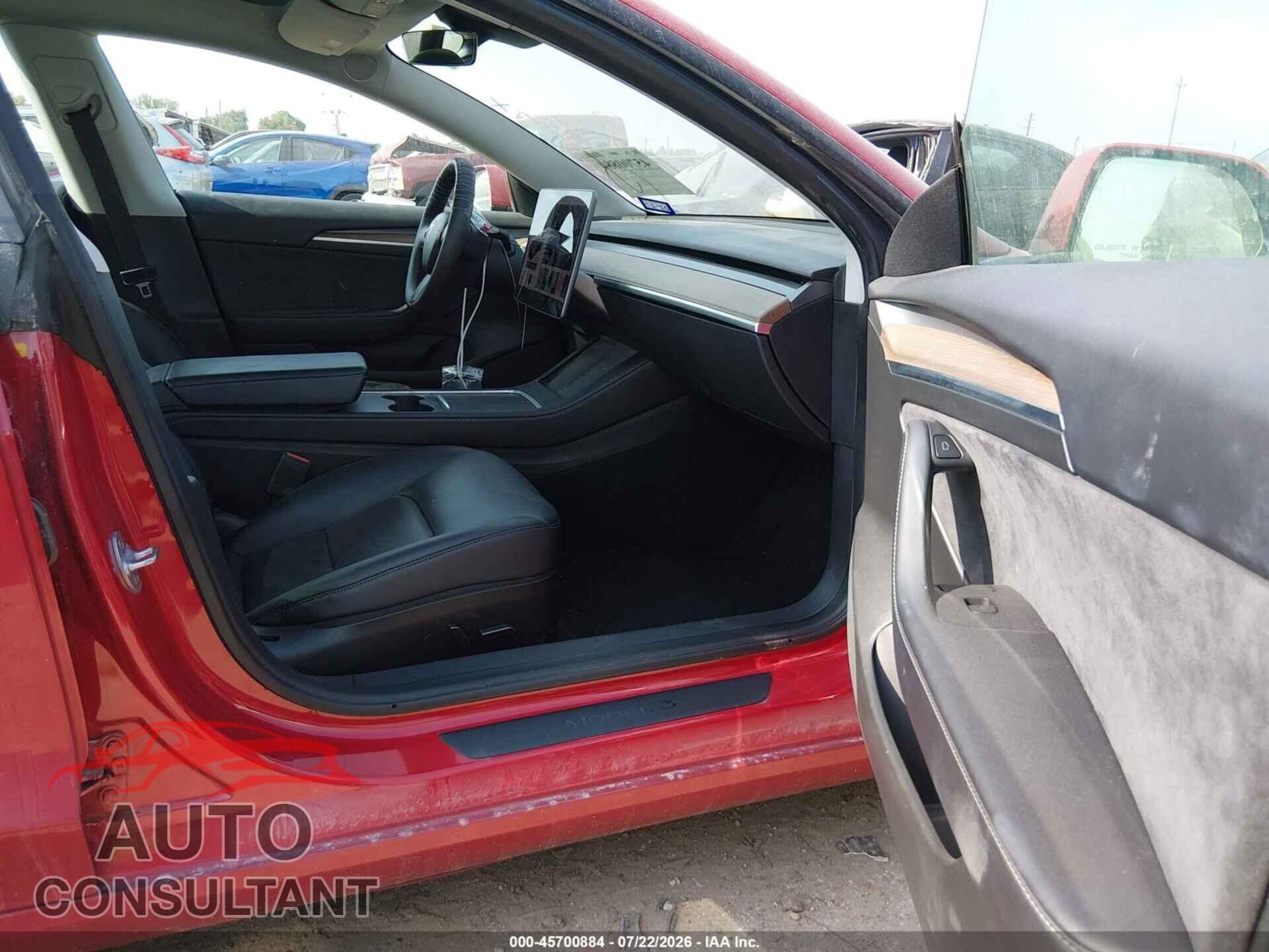 TESLA MODEL 3 2021 - 5YJ3E1EA2MF095402