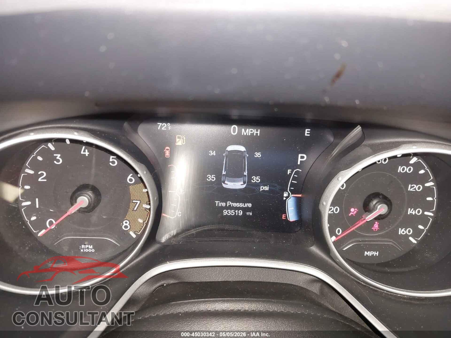 JEEP COMPASS 2018 - 3C4NJCAB7JT469482