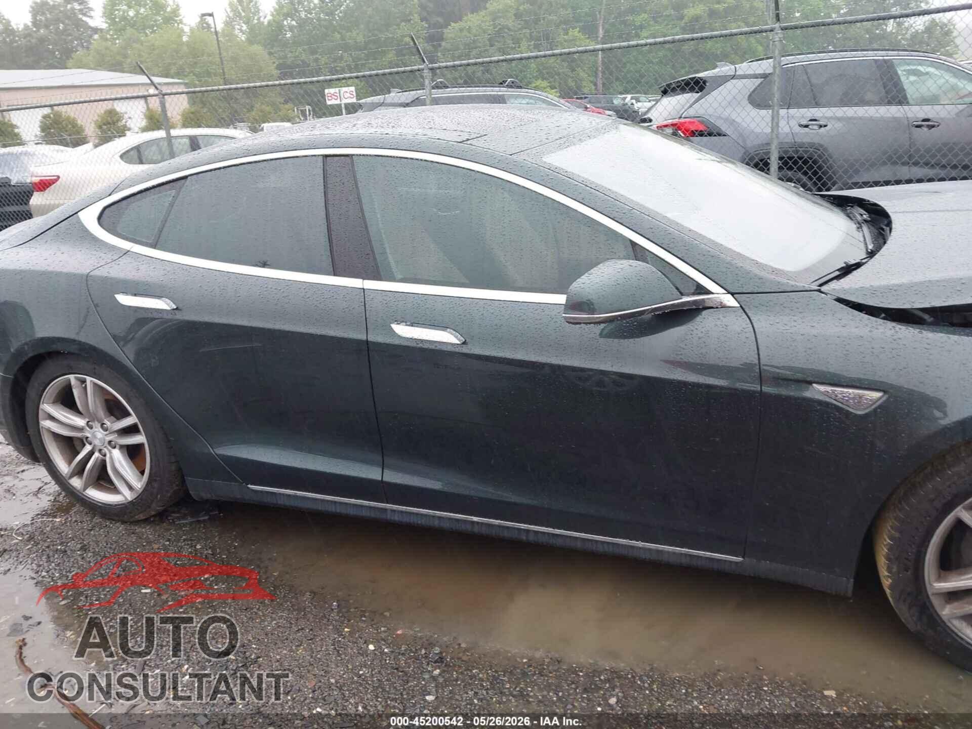 TESLA MODEL S 2014 - 5YJSA1H10EFP49396