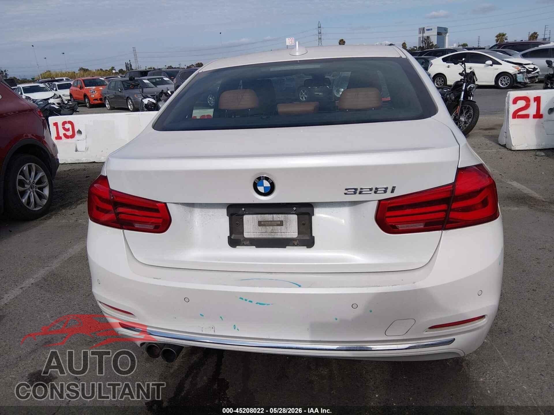BMW 3 SERIES 2016 - WBA8E9C52GK646989