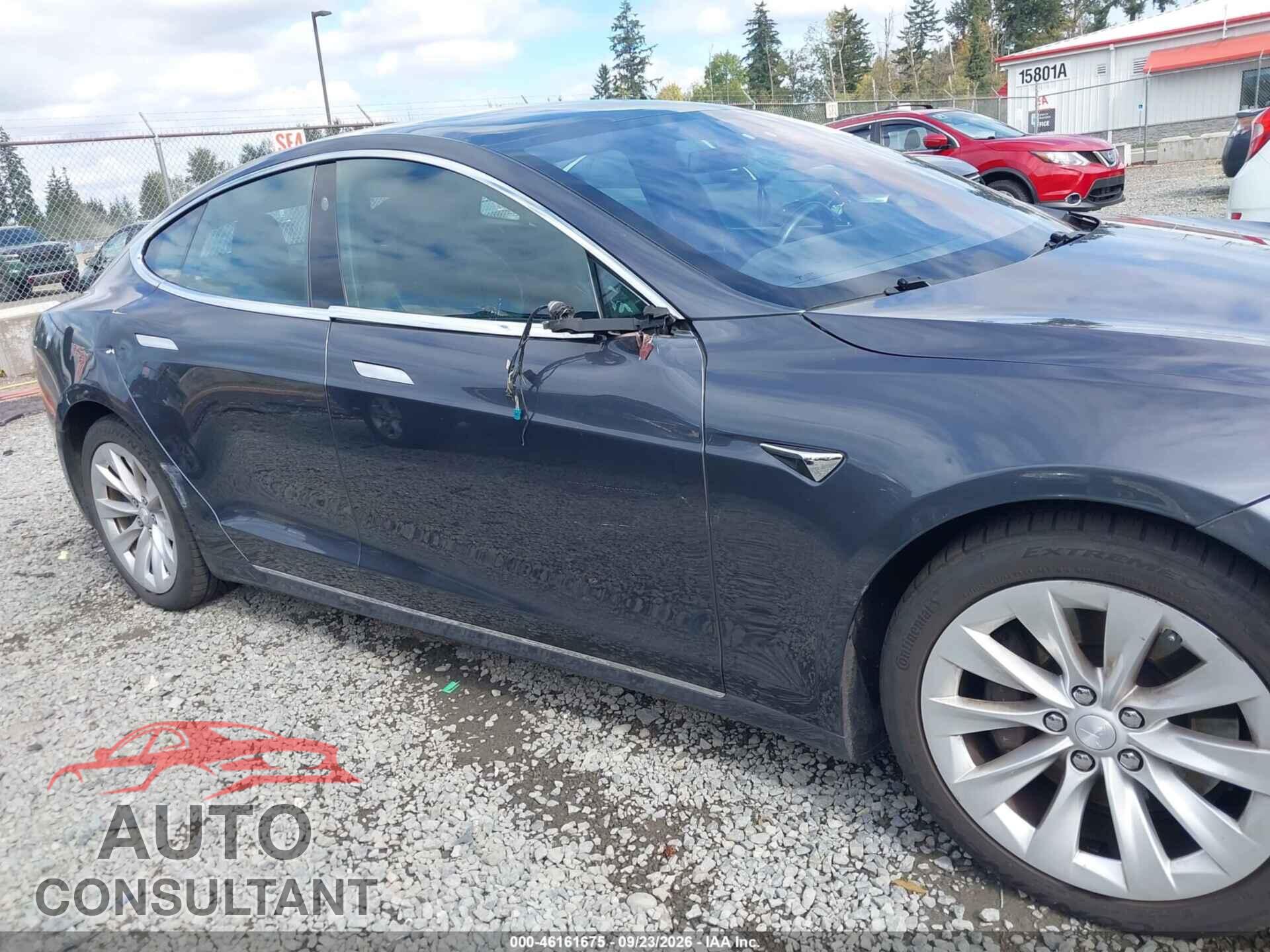 TESLA MODEL S 2017 - 5YJSA1E23HF201233