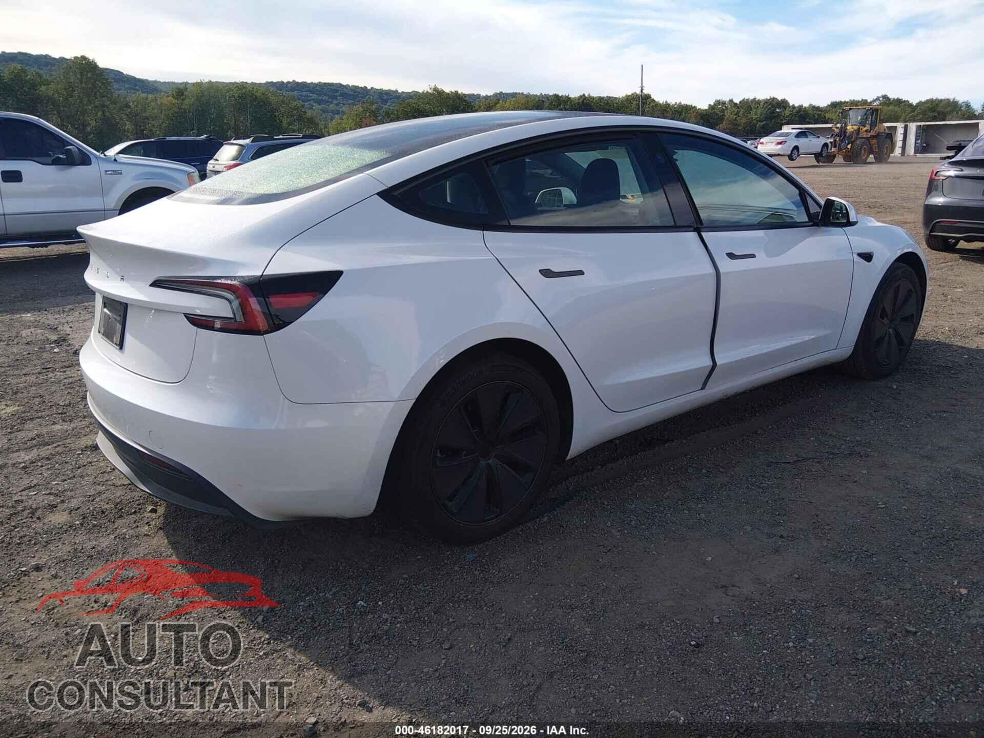 TESLA MODEL 3 2024 - 5YJ3E1EA5RF854406