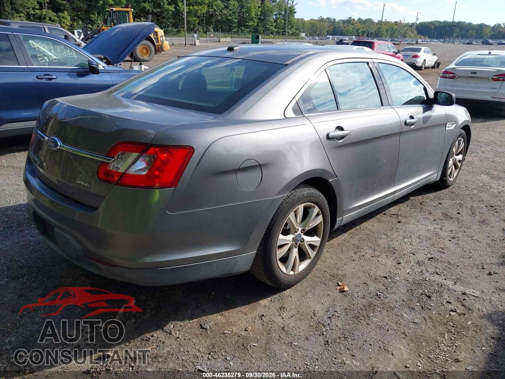 FORD TAURUS 2011 - 1FAHP2EW8BG182585