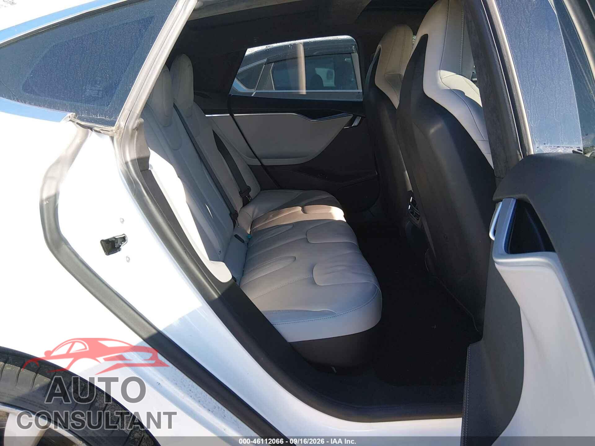 TESLA MODEL S 2015 - 5YJSA1S20FF089217