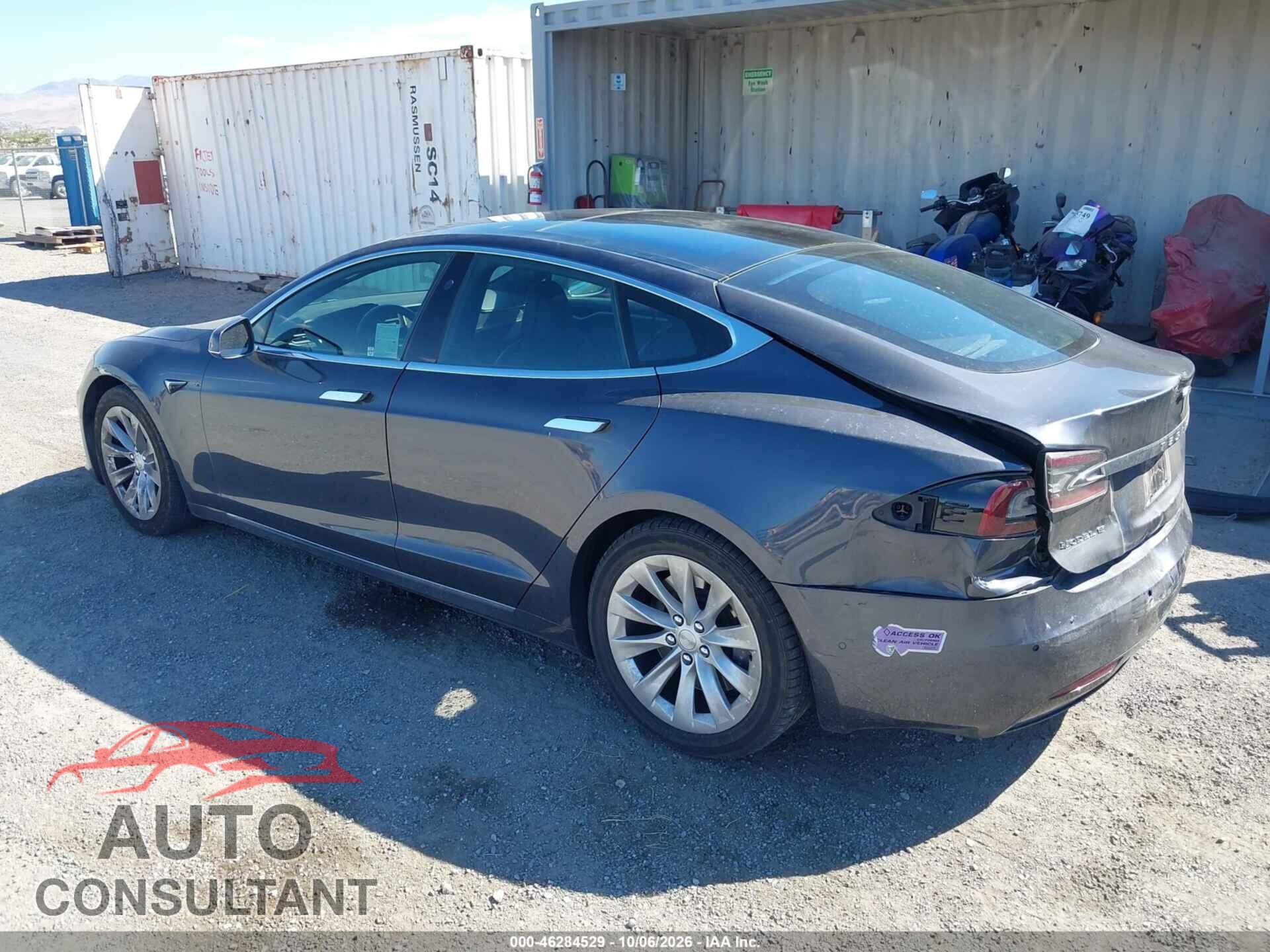 TESLA MODEL S 2018 - 5YJSA1E28JF285409