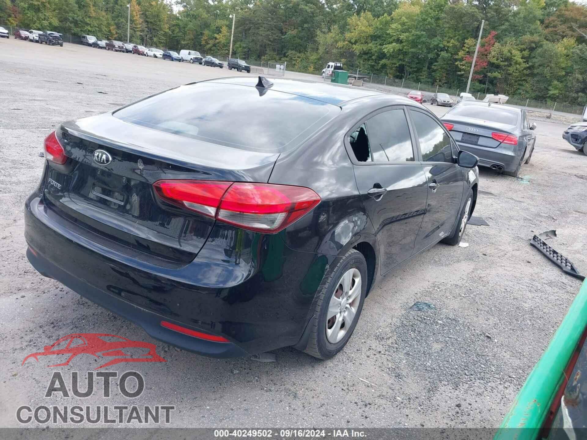 KIA FORTE 2017 - 3KPFK4A75HEE02587
