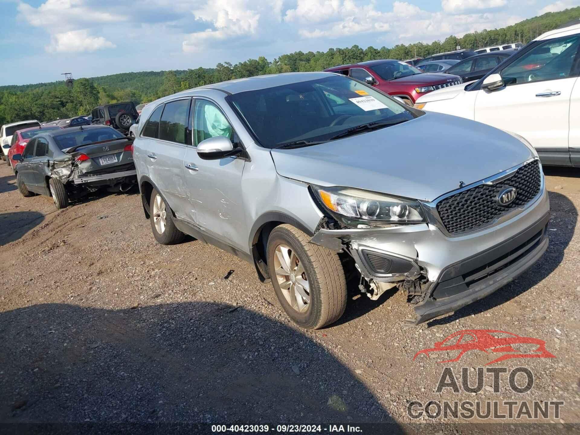 KIA SORENTO 2017 - 5XYPG4A32HG293755