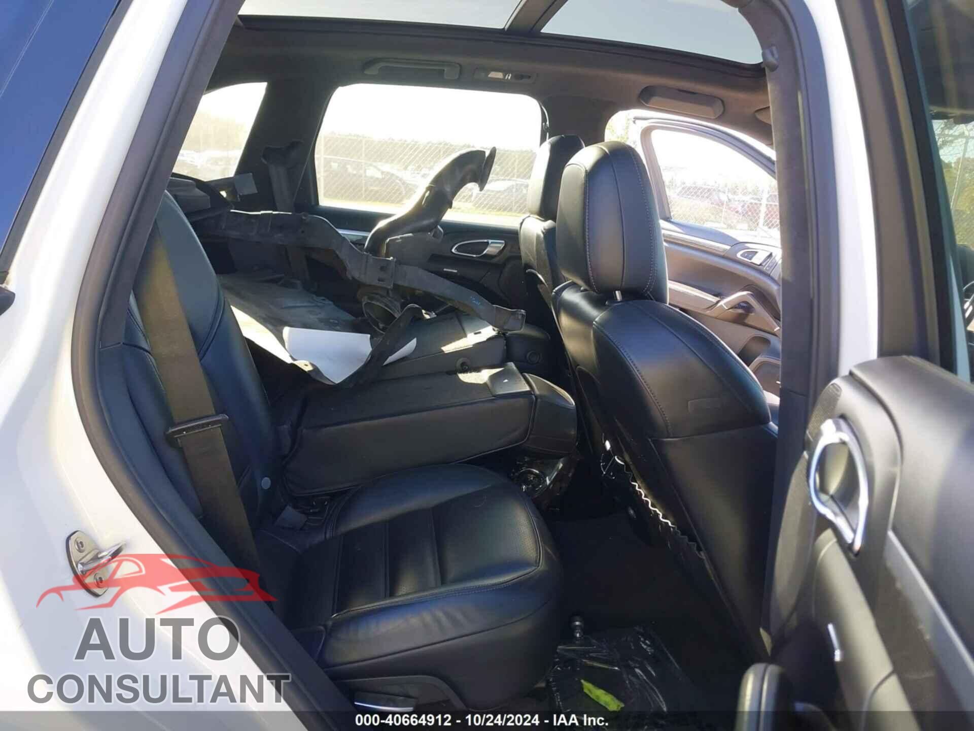 PORSCHE CAYENNE 2012 - WP1AC2A28CLA82276