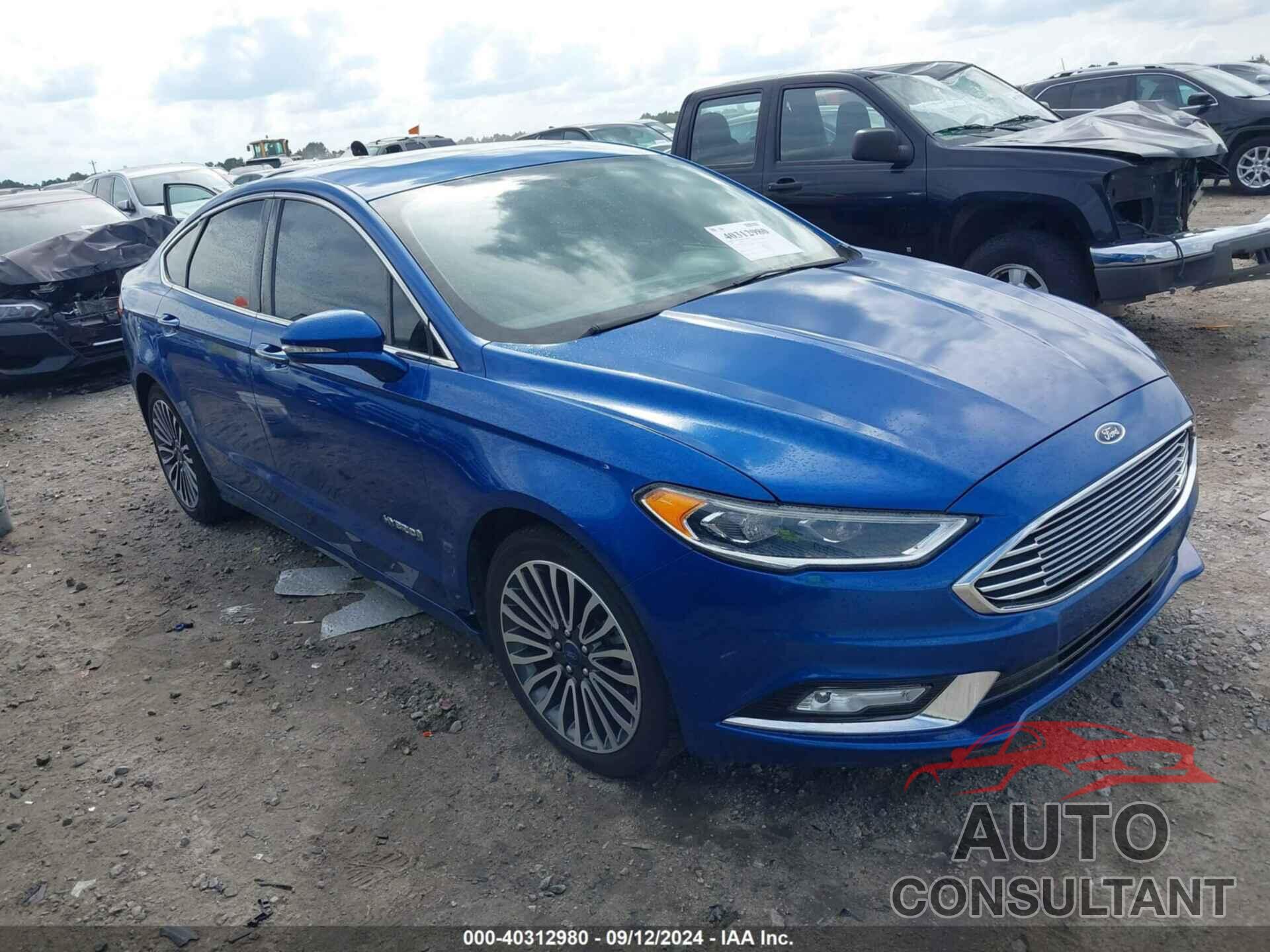 FORD FUSION HYBRID 2018 - 3FA6P0RU5JR206871