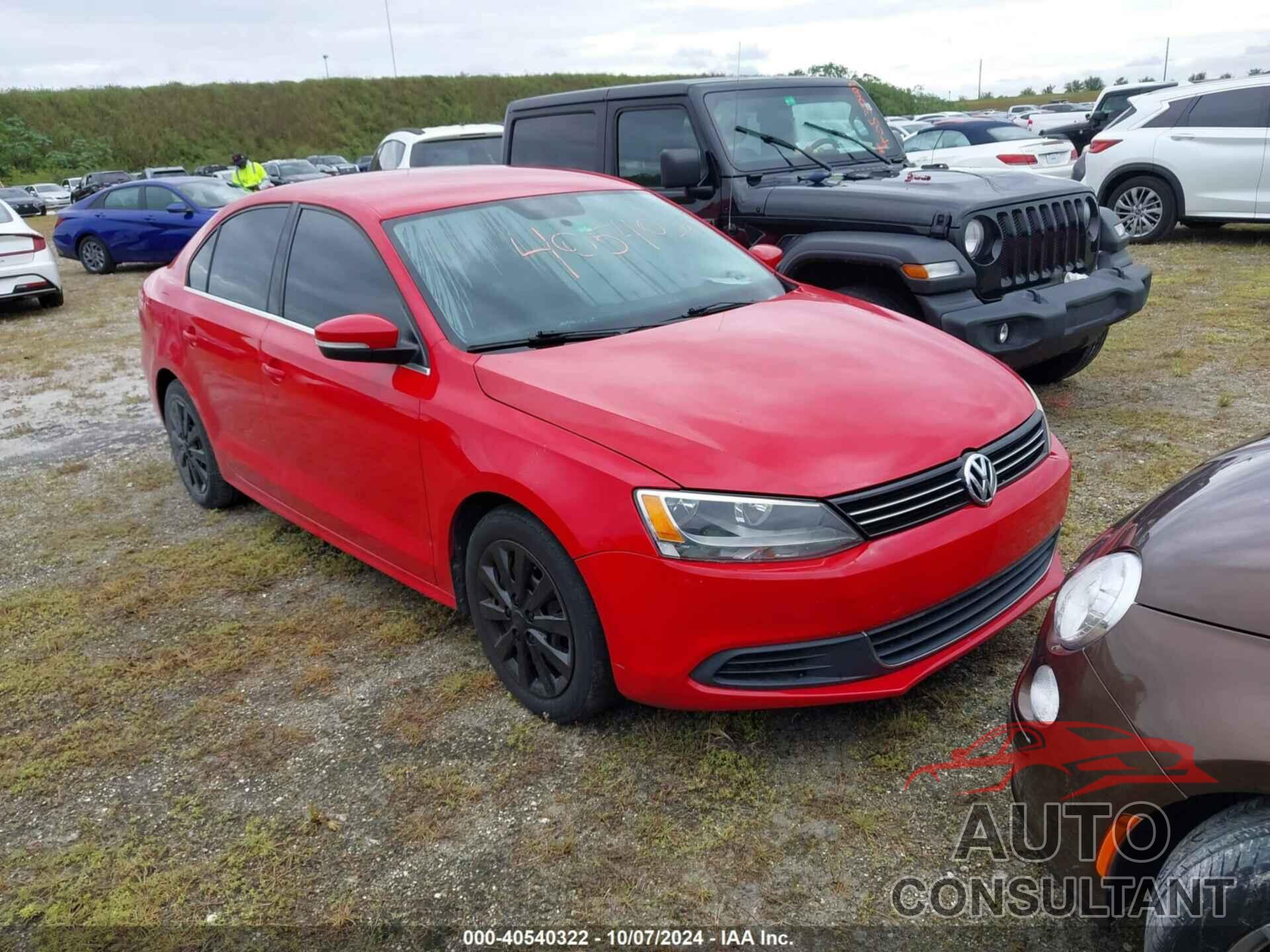 VOLKSWAGEN JETTA 2013 - 3VWDX7AJ7DM268458