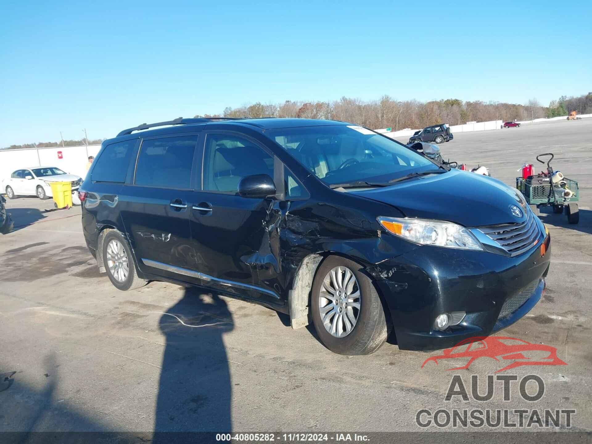 TOYOTA SIENNA 2015 - 5TDYK3DC7FS564611