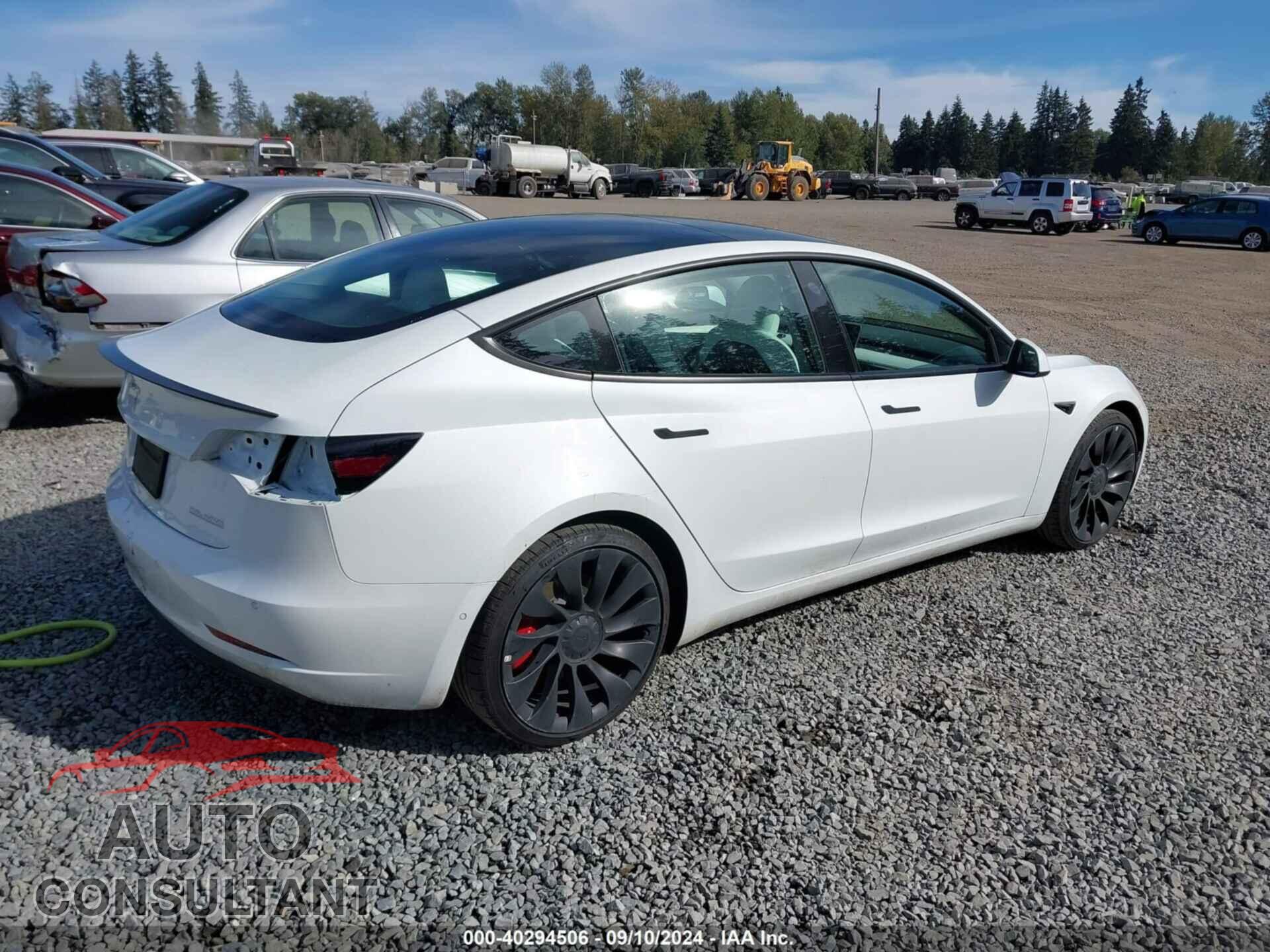 TESLA MODEL 3 2022 - 5YJ3E1EC4NF236554