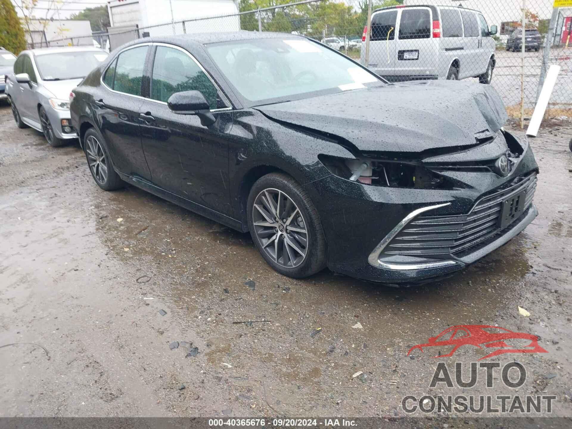 TOYOTA CAMRY 2022 - 4T1F11BK3NU067280