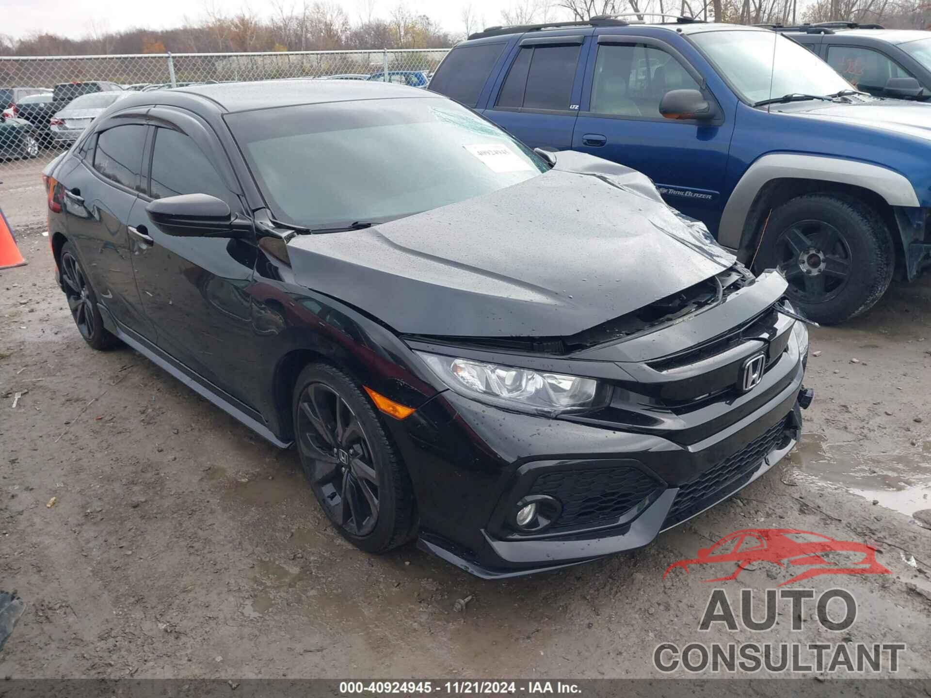 HONDA CIVIC 2018 - SHHFK7H44JU213961