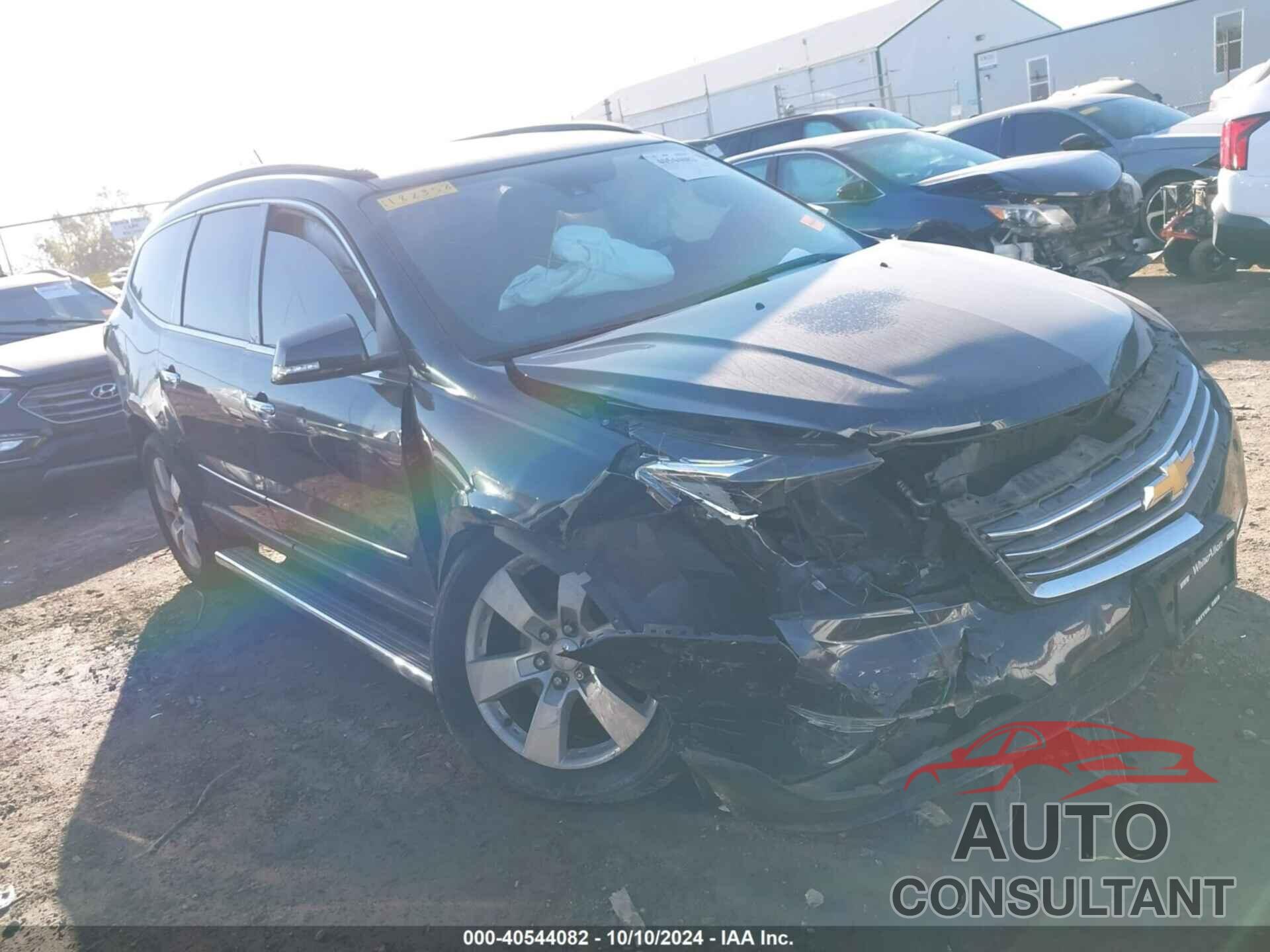 CHEVROLET TRAVERSE 2015 - 1GNKRJKD9FJ182358