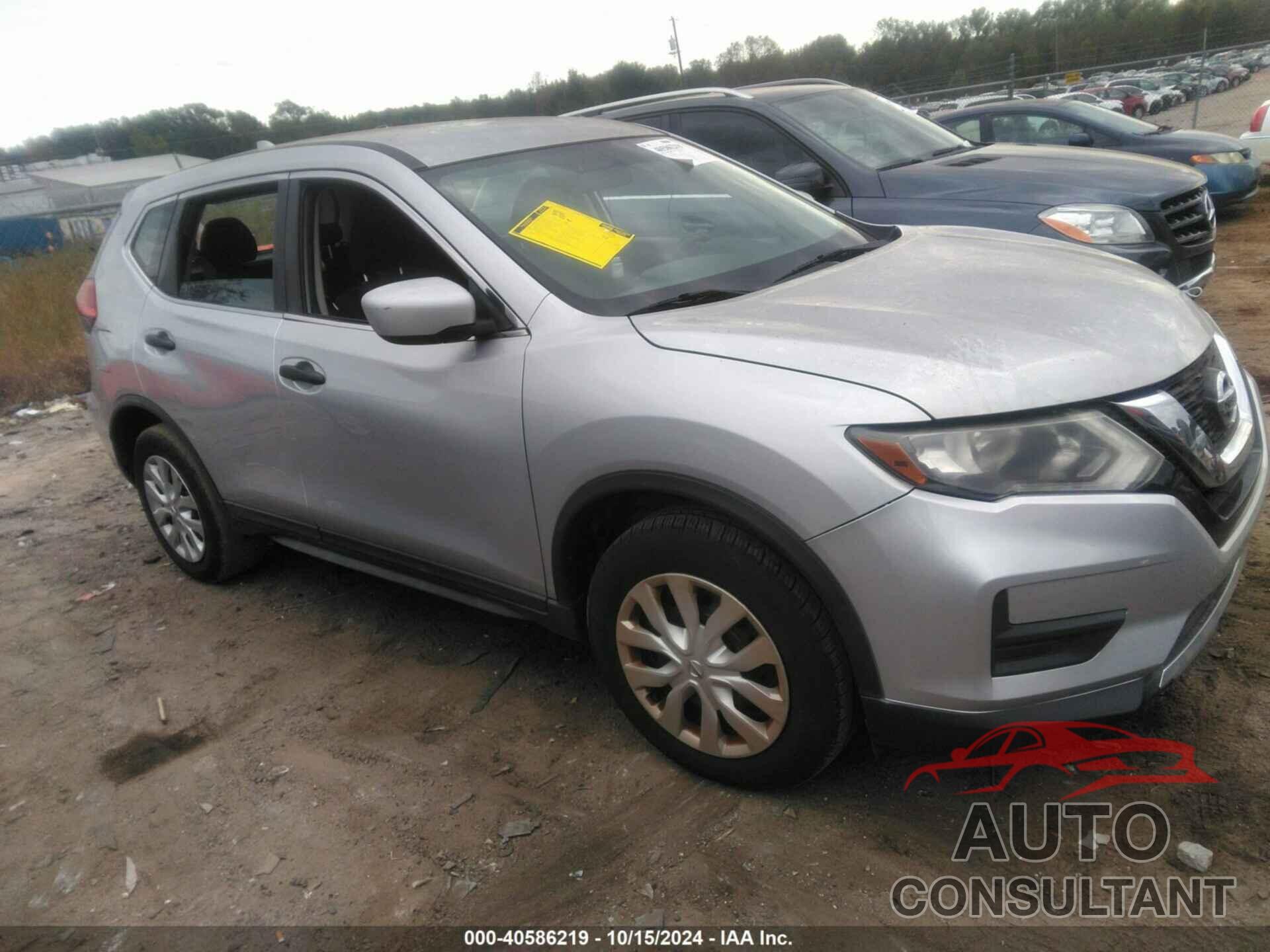 NISSAN ROGUE 2017 - KNMAT2MT2HP552548