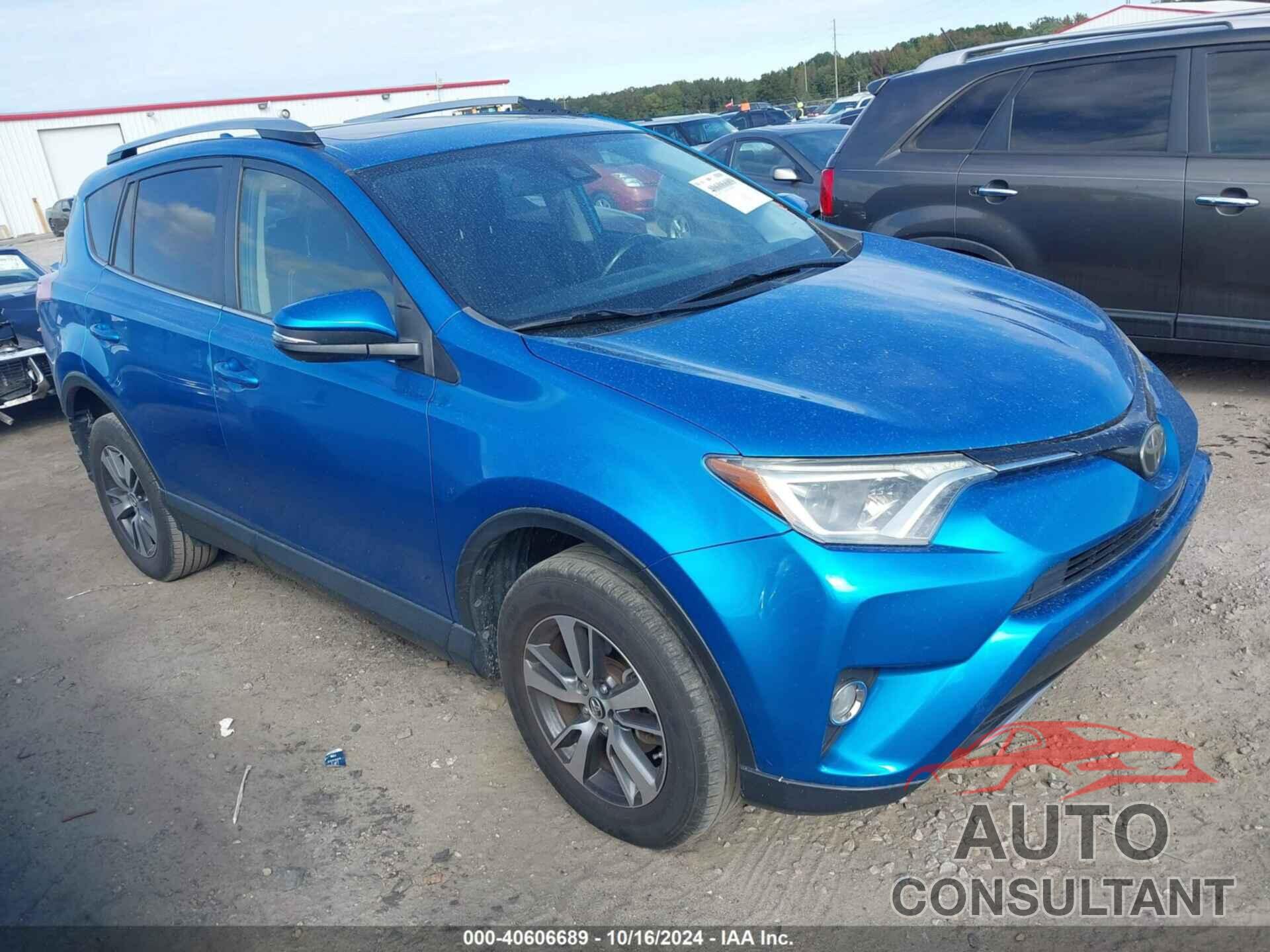 TOYOTA RAV4 2017 - JTMWFREV8HJ112732