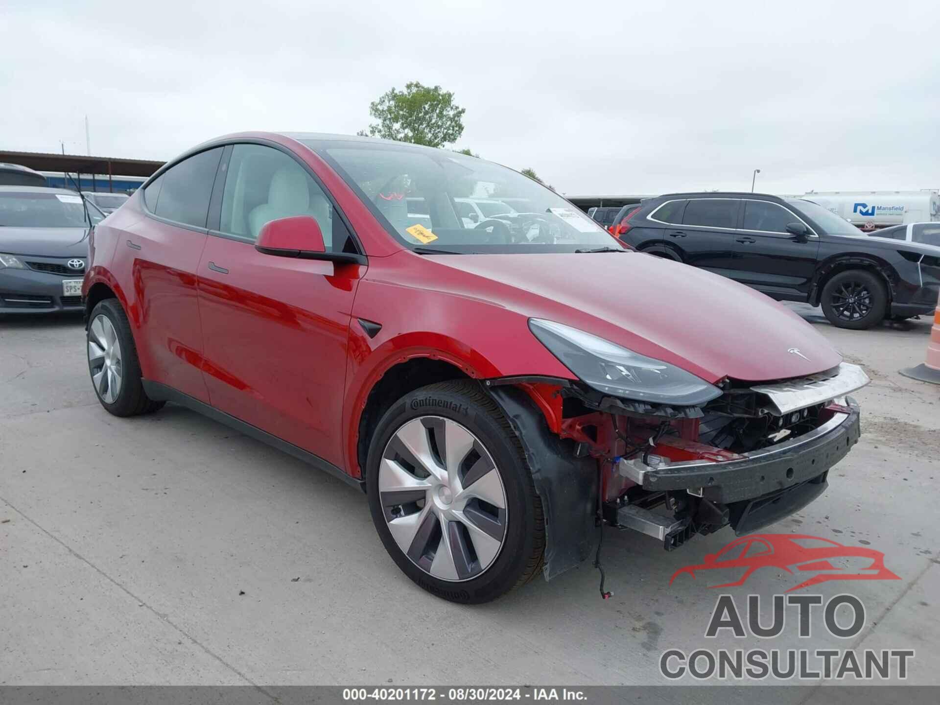 TESLA MODEL Y 2024 - 7SAYGDEE6RA260377