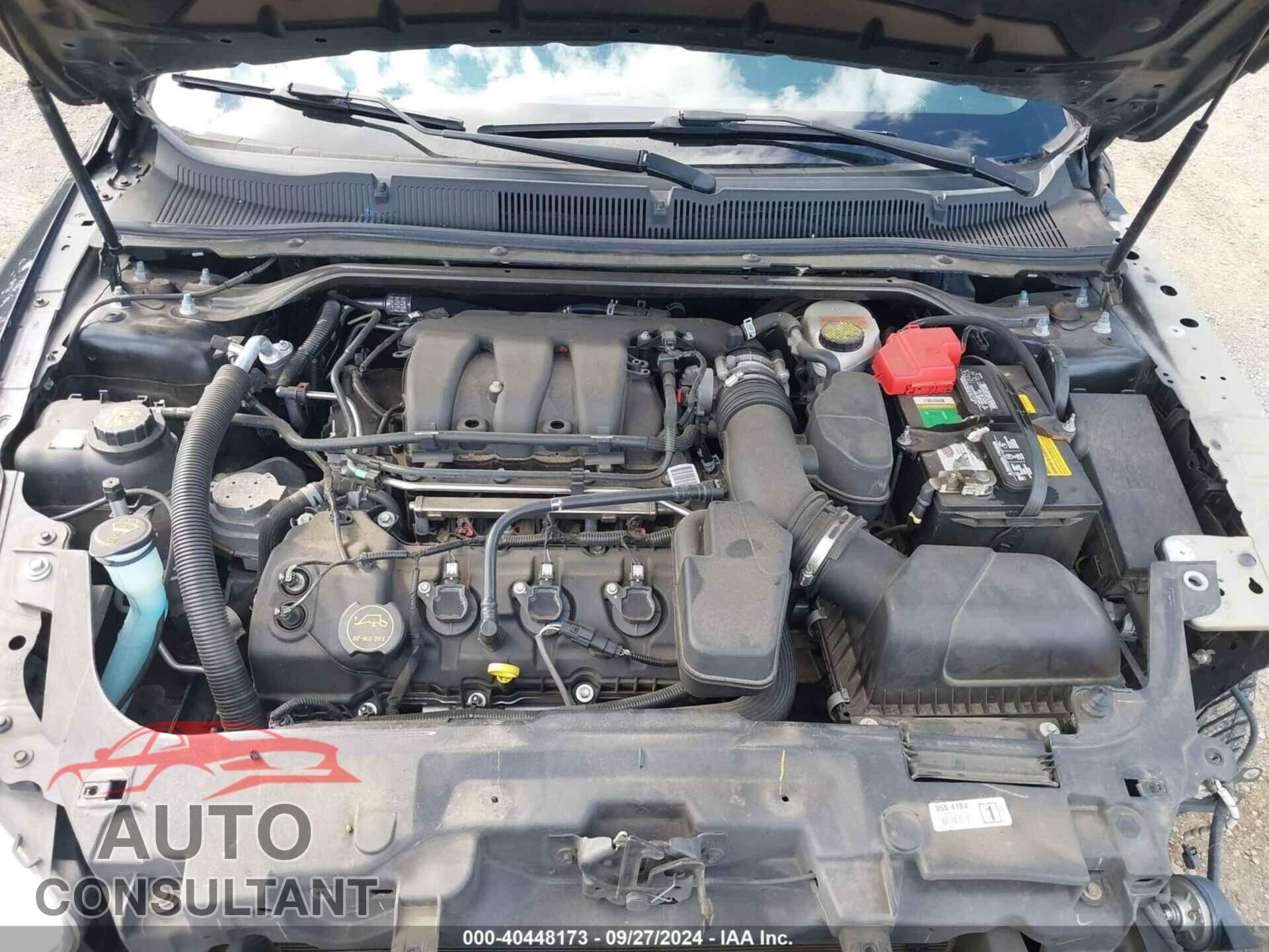 FORD TAURUS 2017 - 1FAHP2F8XHG115009